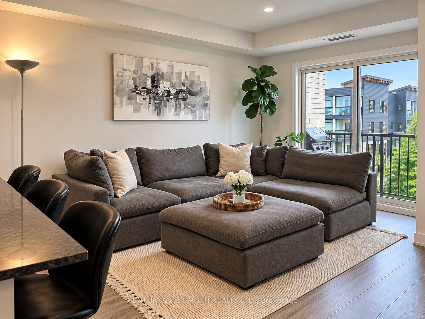 Photo 6 of Unit 604, 8 Culinary Lane, Barrie, Rural Barrie Southeast — HOMEH