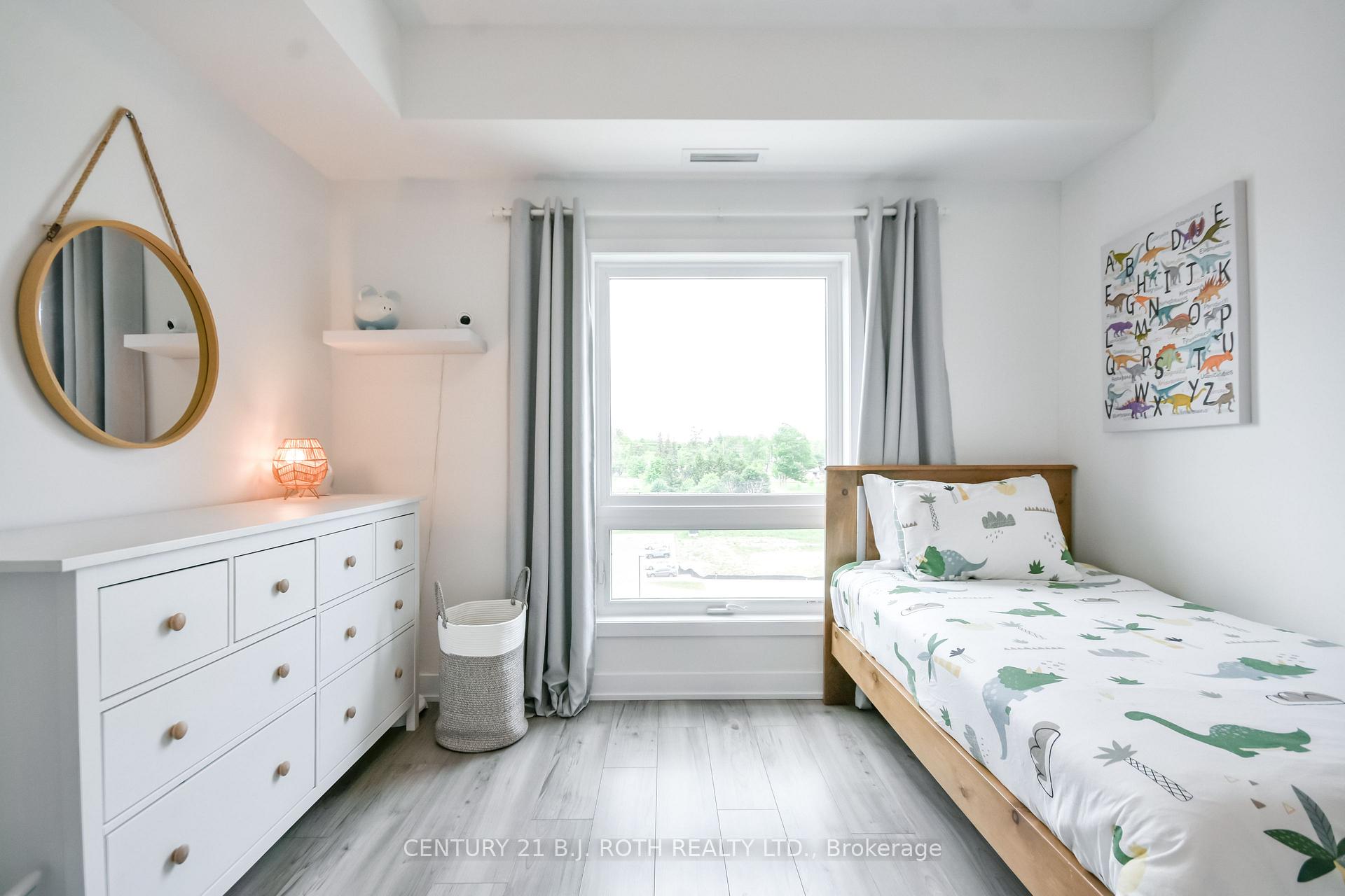 Photo 13 of Unit 604, 8 Culinary Lane, Barrie, Rural Barrie Southeast — HOMEH