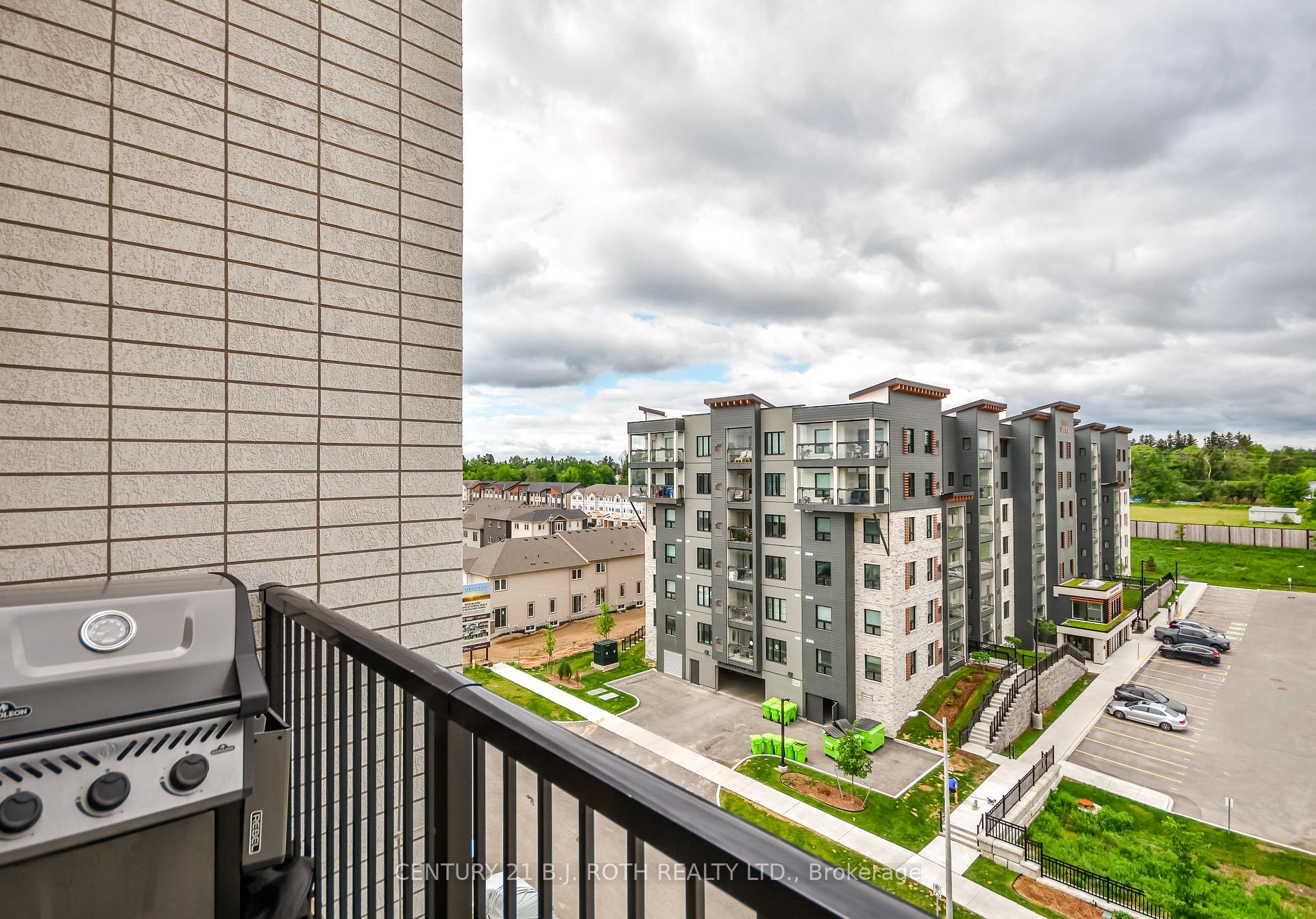 Photo 18 of Unit 604, 8 Culinary Lane, Barrie, Rural Barrie Southeast — HOMEH