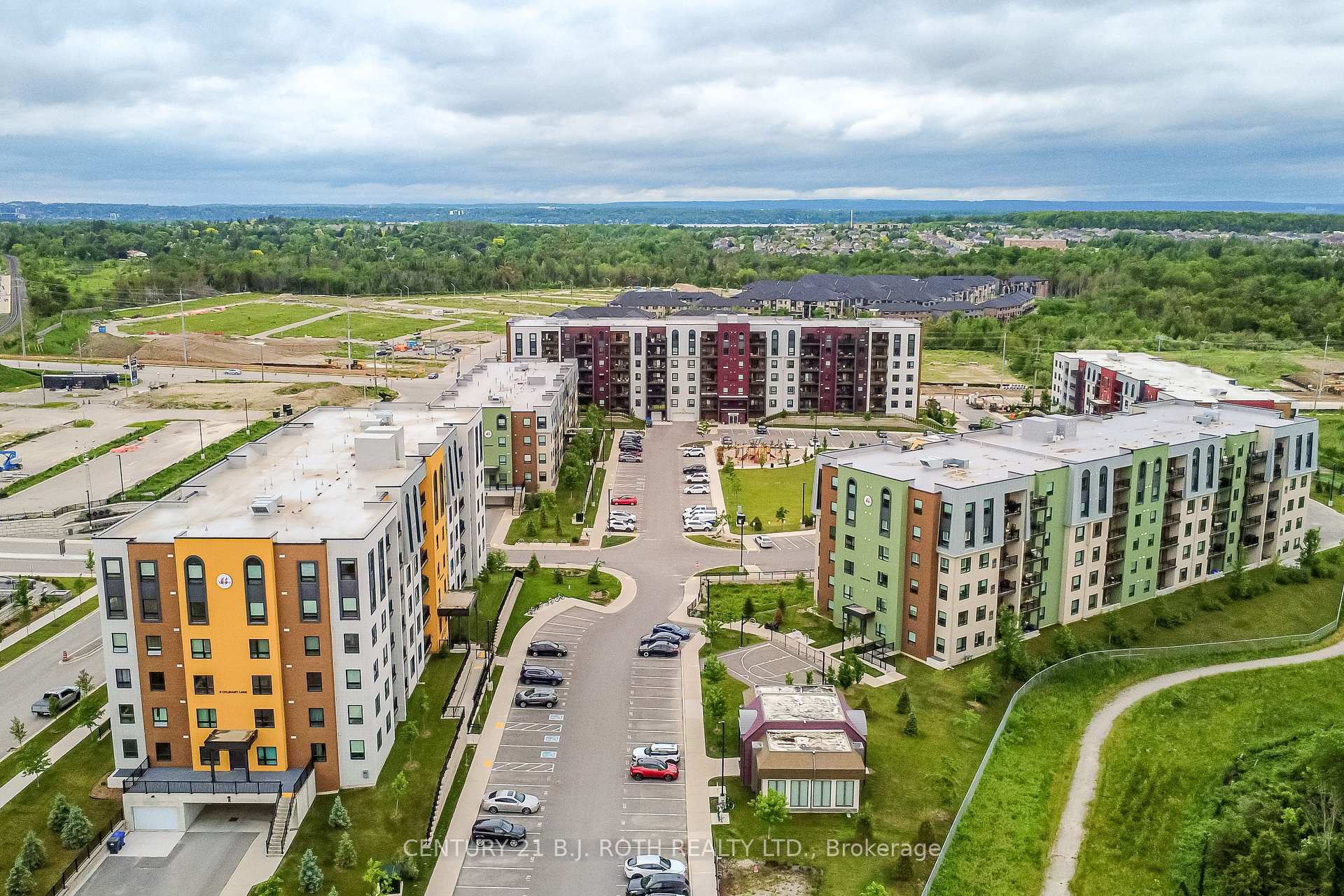 Photo 26 of Unit 604, 8 Culinary Lane, Barrie, Rural Barrie Southeast — HOMEH
