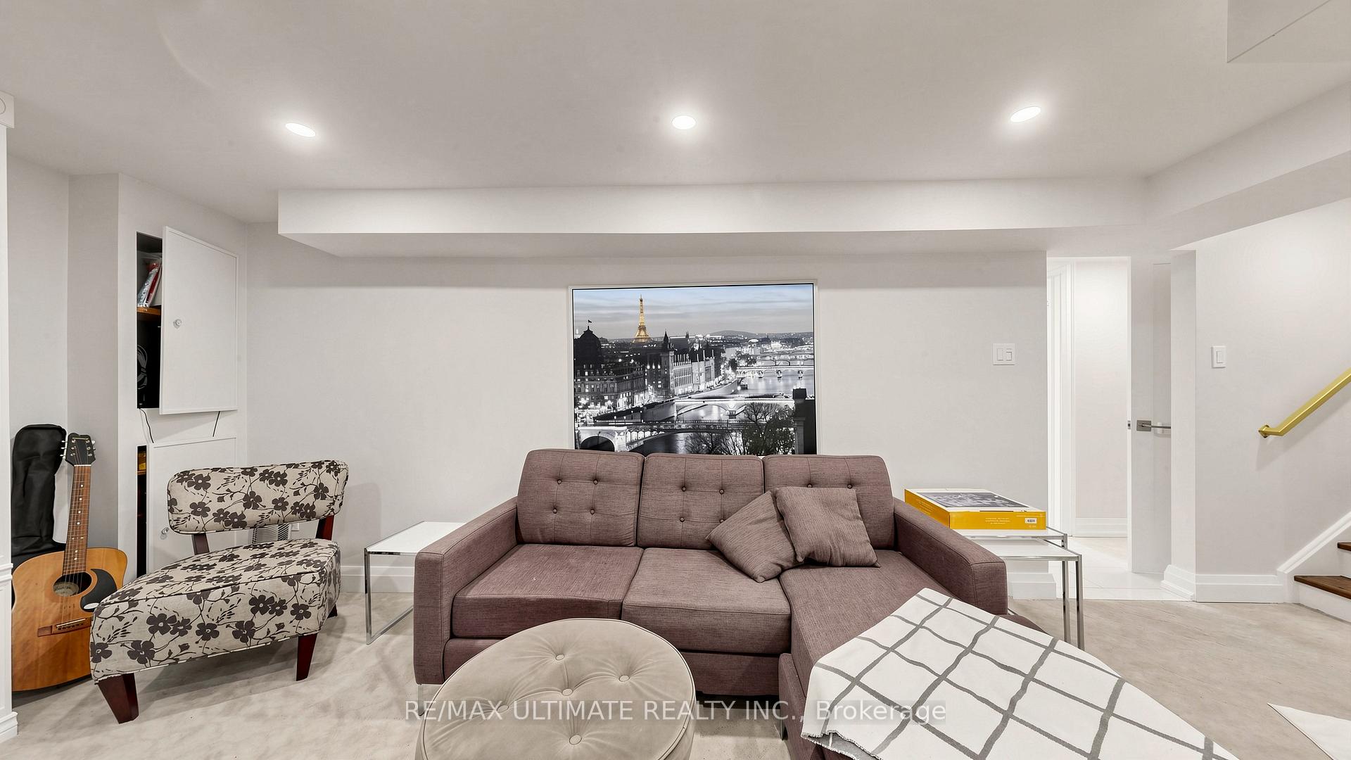 Photo 10 of 112 Coronation Drive, Scarborough, West Hill — HOMEH