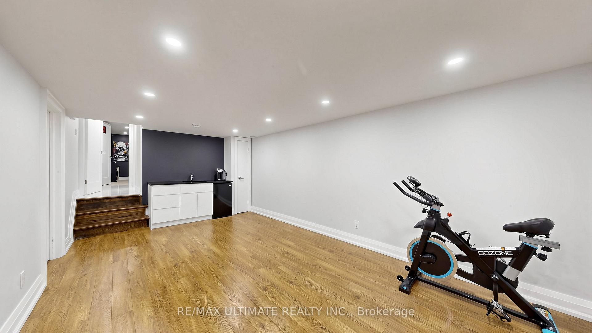 Photo 11 of 112 Coronation Drive, Scarborough, West Hill — HOMEH
