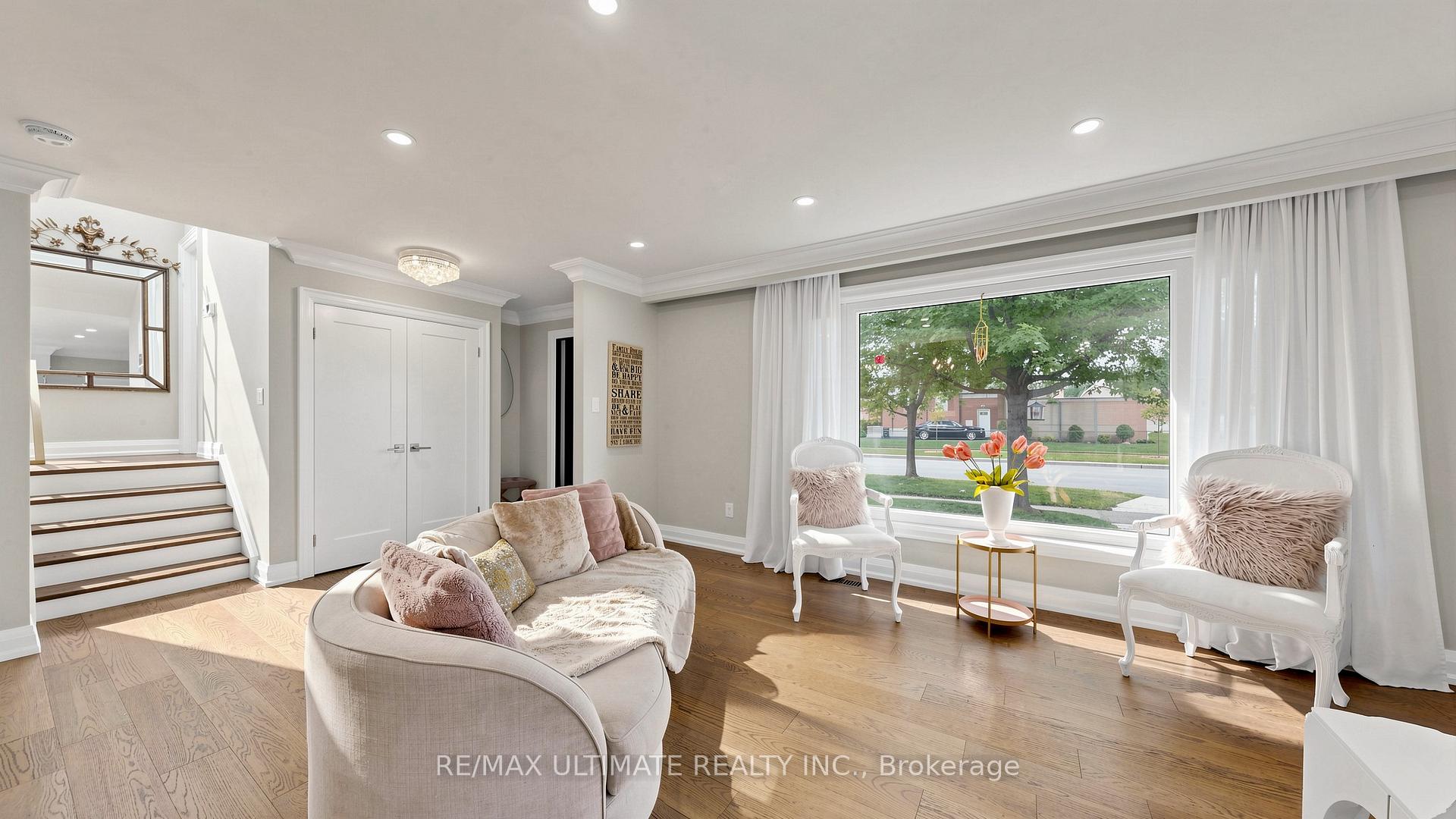 Photo 16 of 112 Coronation Drive, Scarborough, West Hill — HOMEH