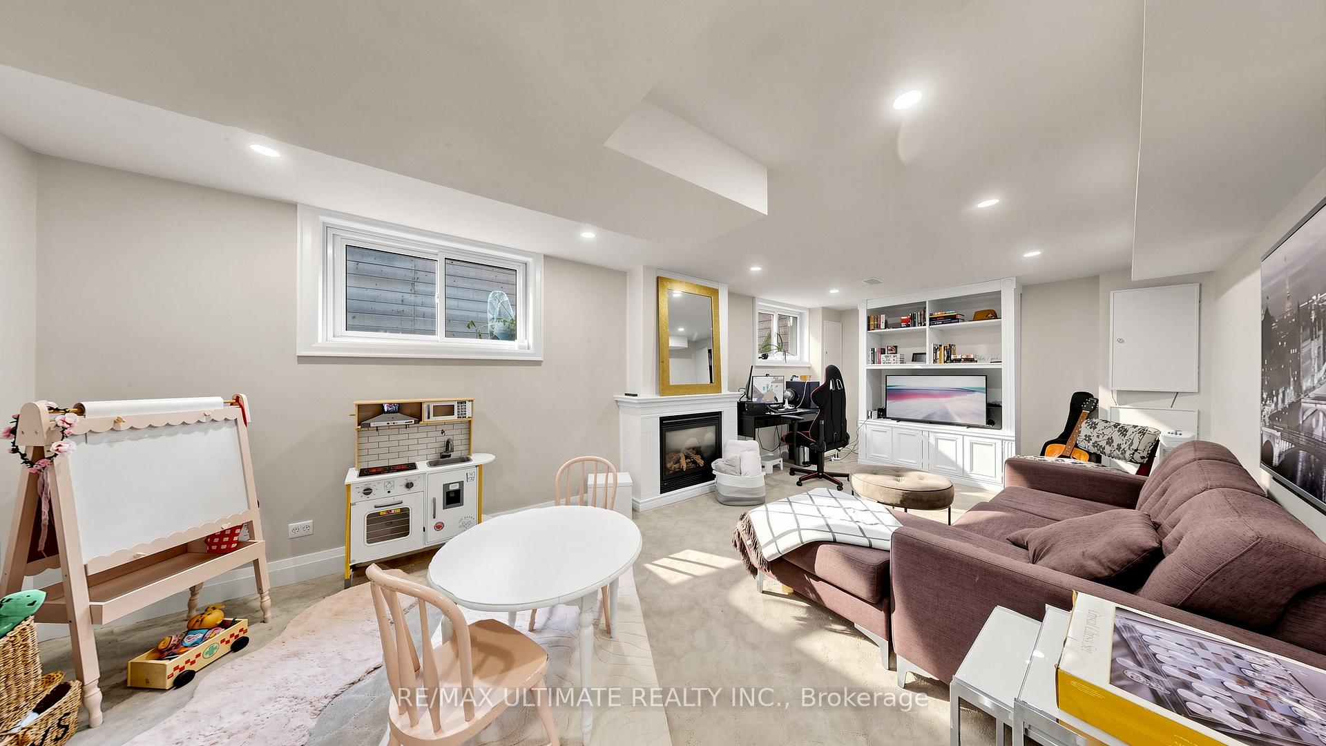 Photo 34 of 112 Coronation Drive, Scarborough, West Hill — HOMEH