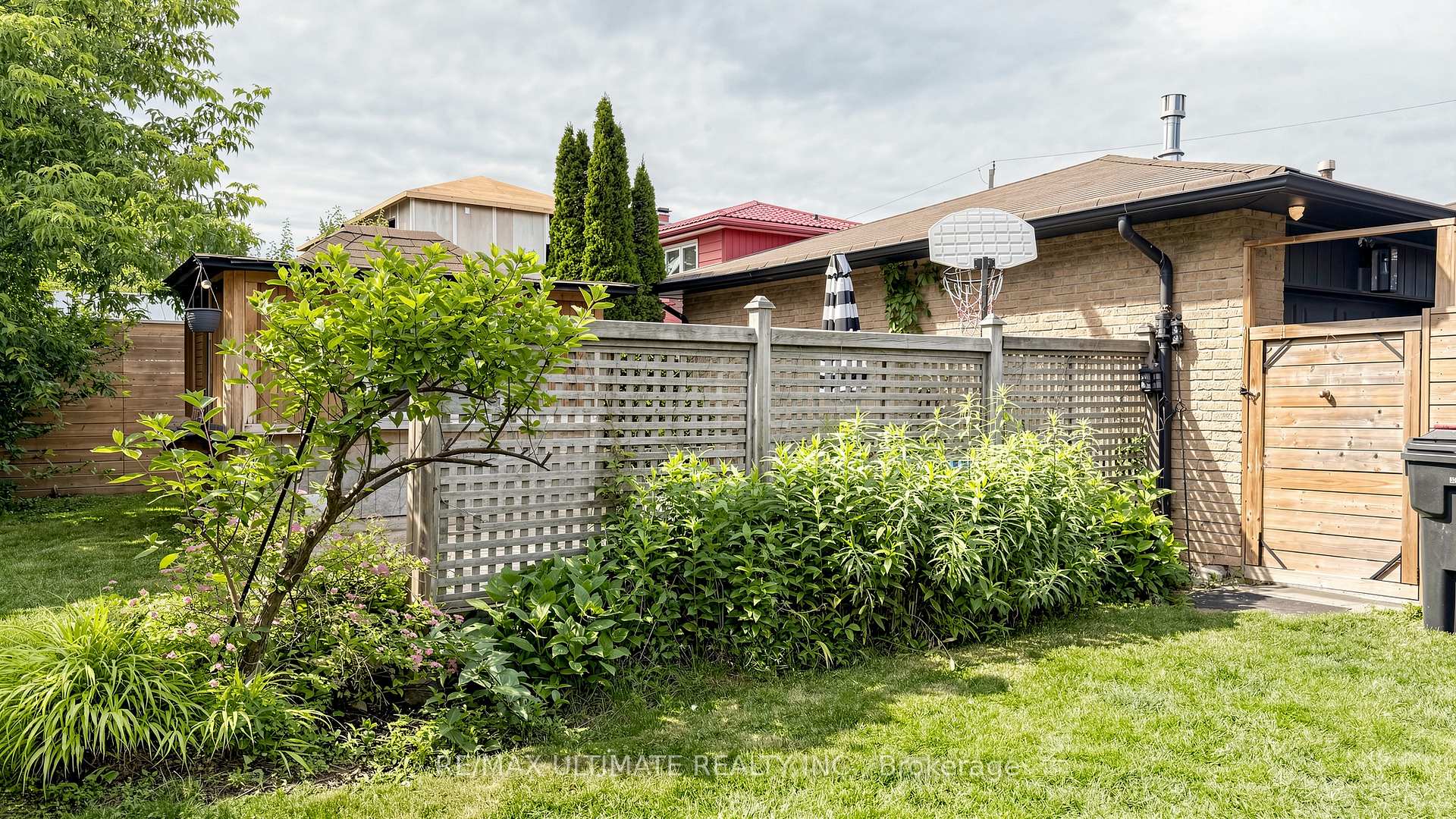 Photo 45 of 112 Coronation Drive, Scarborough, West Hill — HOMEH