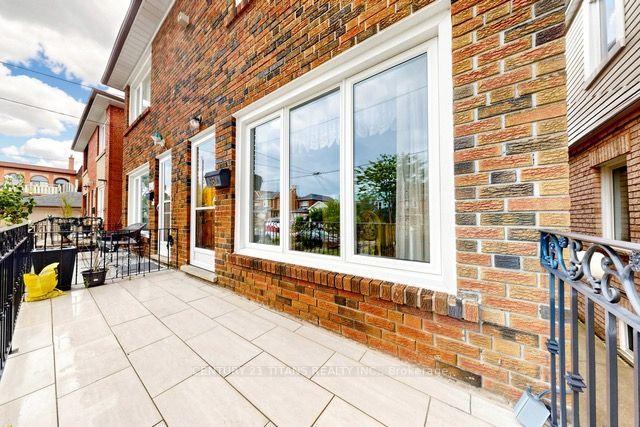 Photo 3 of 198 A Boon Avenue, Toronto, Corso Italia-Davenport — HOMEH