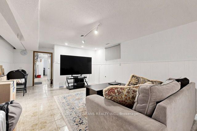 Photo 29 of 198 A Boon Avenue, Toronto, Corso Italia-Davenport — HOMEH