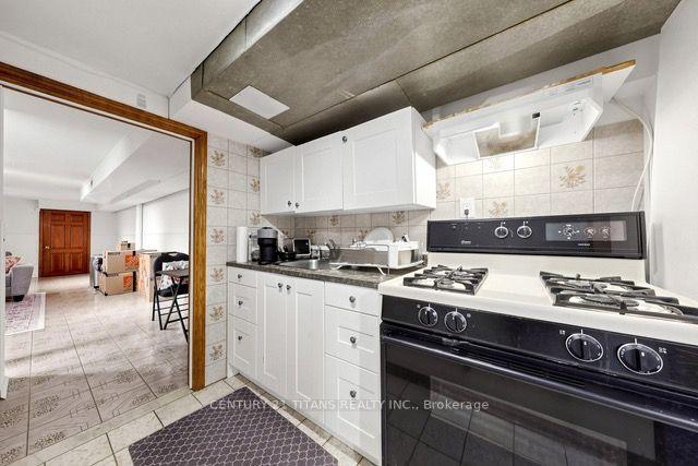 Photo 31 of 198 A Boon Avenue, Toronto, Corso Italia-Davenport — HOMEH