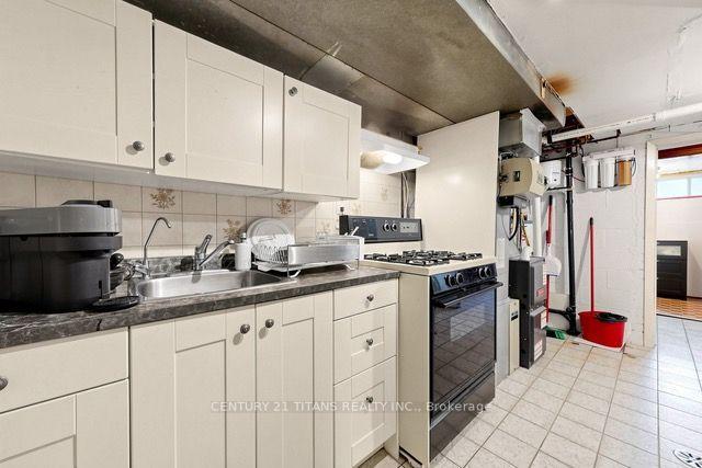 Photo 35 of 198 A Boon Avenue, Toronto, Corso Italia-Davenport — HOMEH