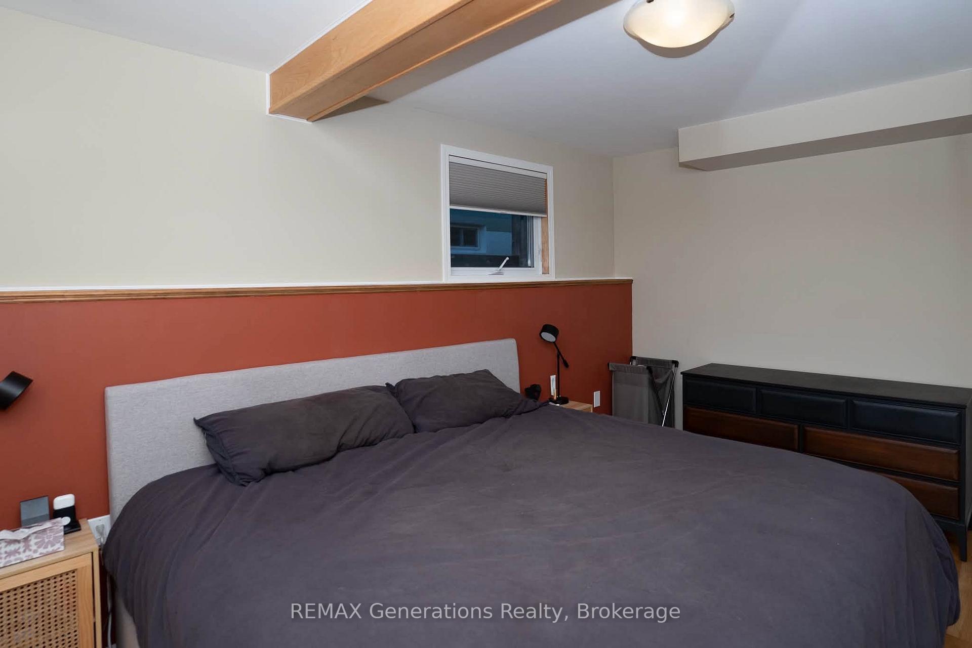 Photo 17 of 330 Montclair Street, Thunder Bay, Current River — HOMEH