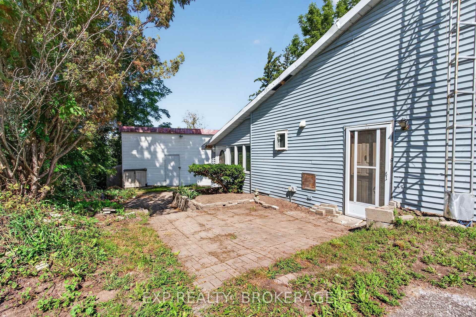 Photo 3 of 1654 County 10 Road, Prince Edward County, Athol Ward — HOMEH