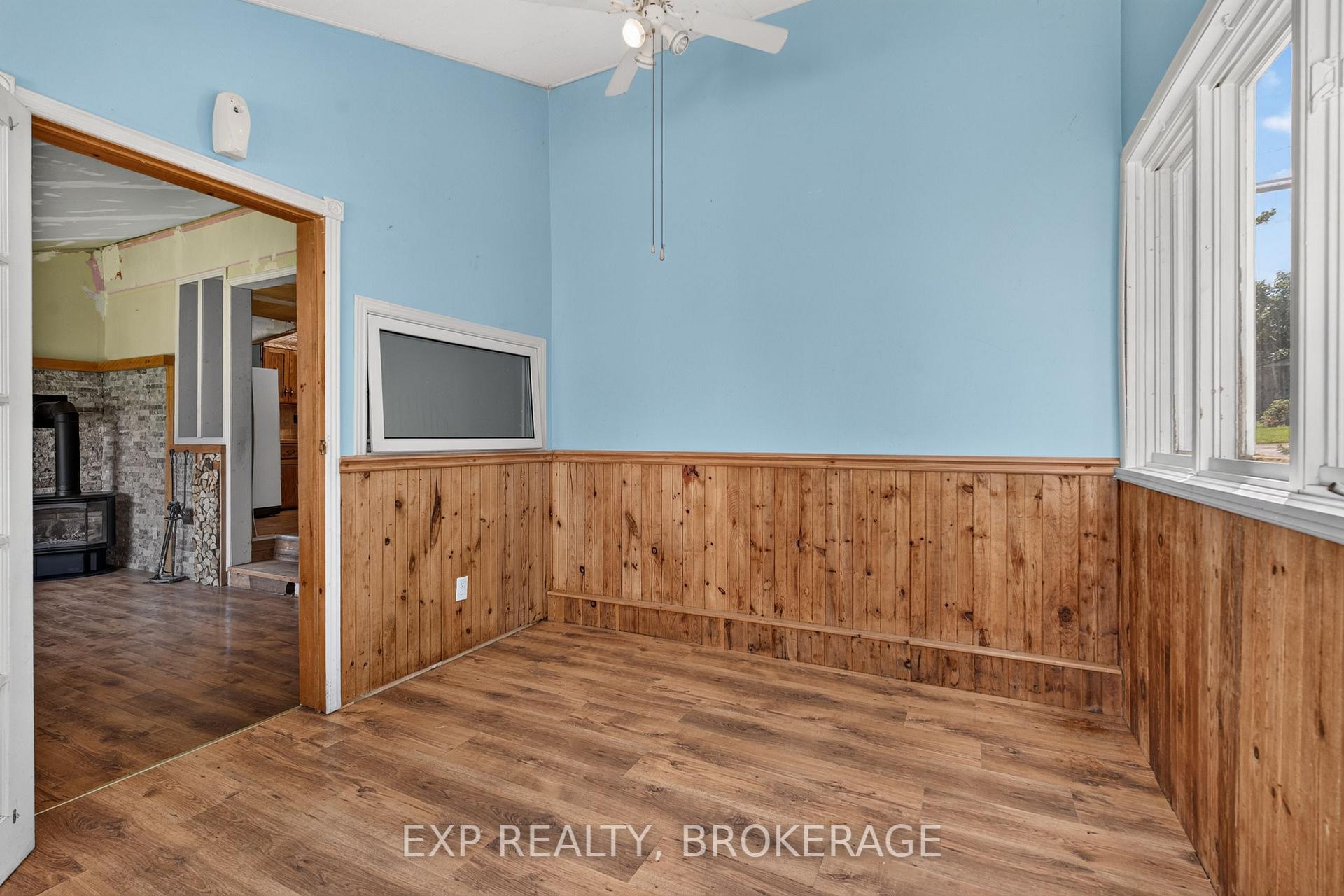 Photo 5 of 1654 County 10 Road, Prince Edward County, Athol Ward — HOMEH