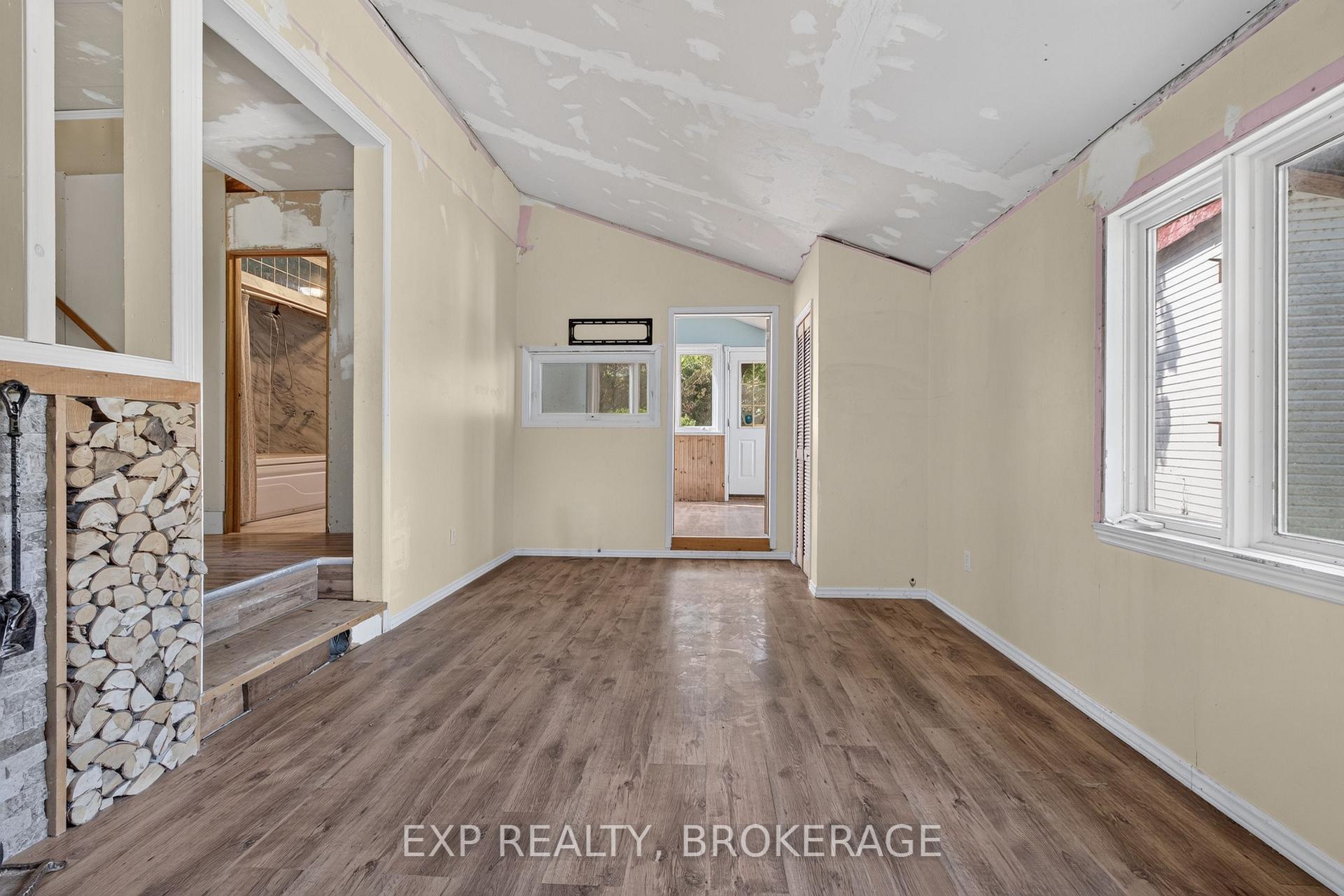 Photo 10 of 1654 County 10 Road, Prince Edward County, Athol Ward — HOMEH