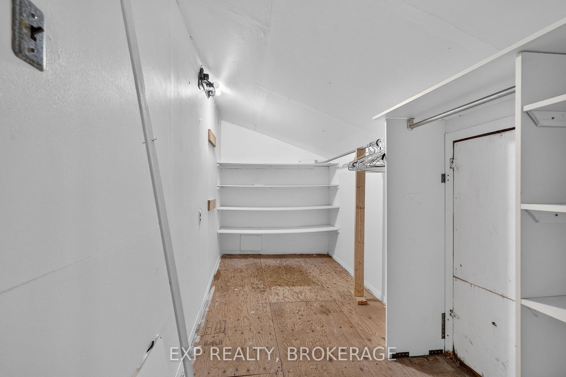 Photo 30 of 1654 County 10 Road, Prince Edward County, Athol Ward — HOMEH