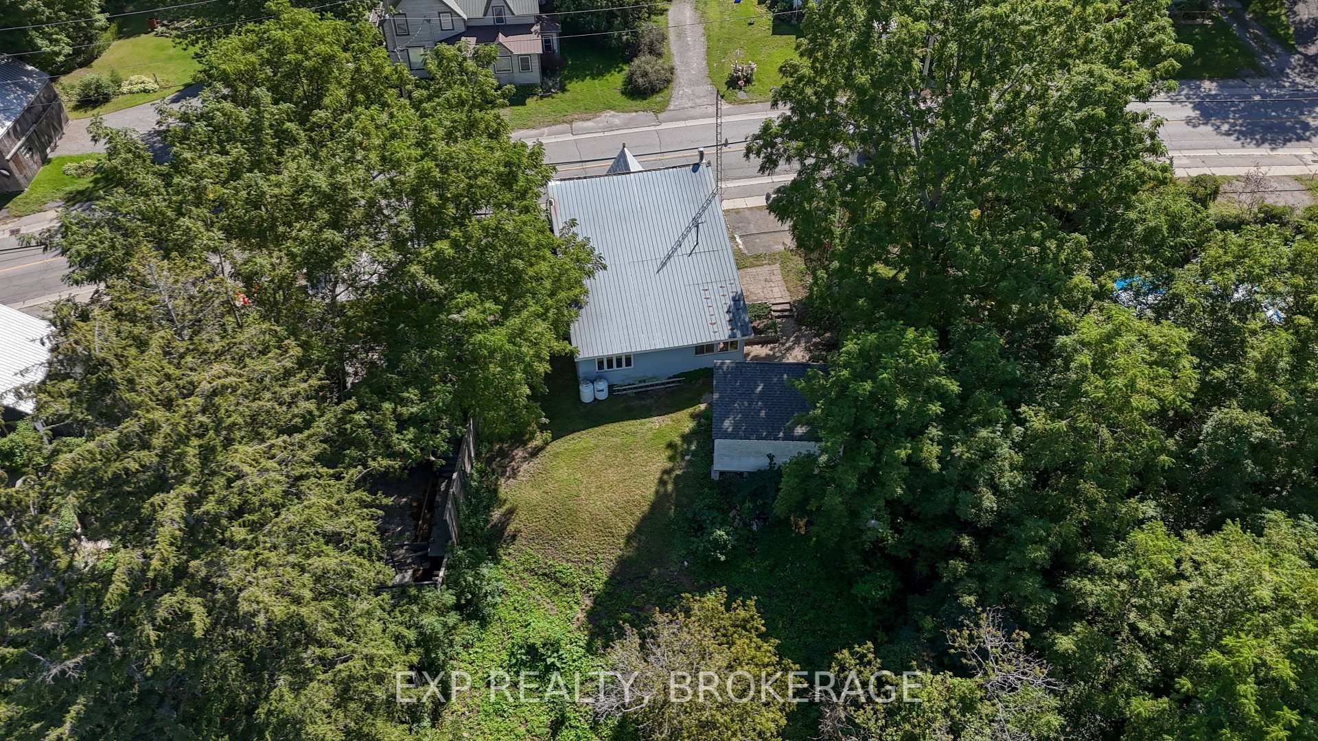 Photo 43 of 1654 County 10 Road, Prince Edward County, Athol Ward — HOMEH