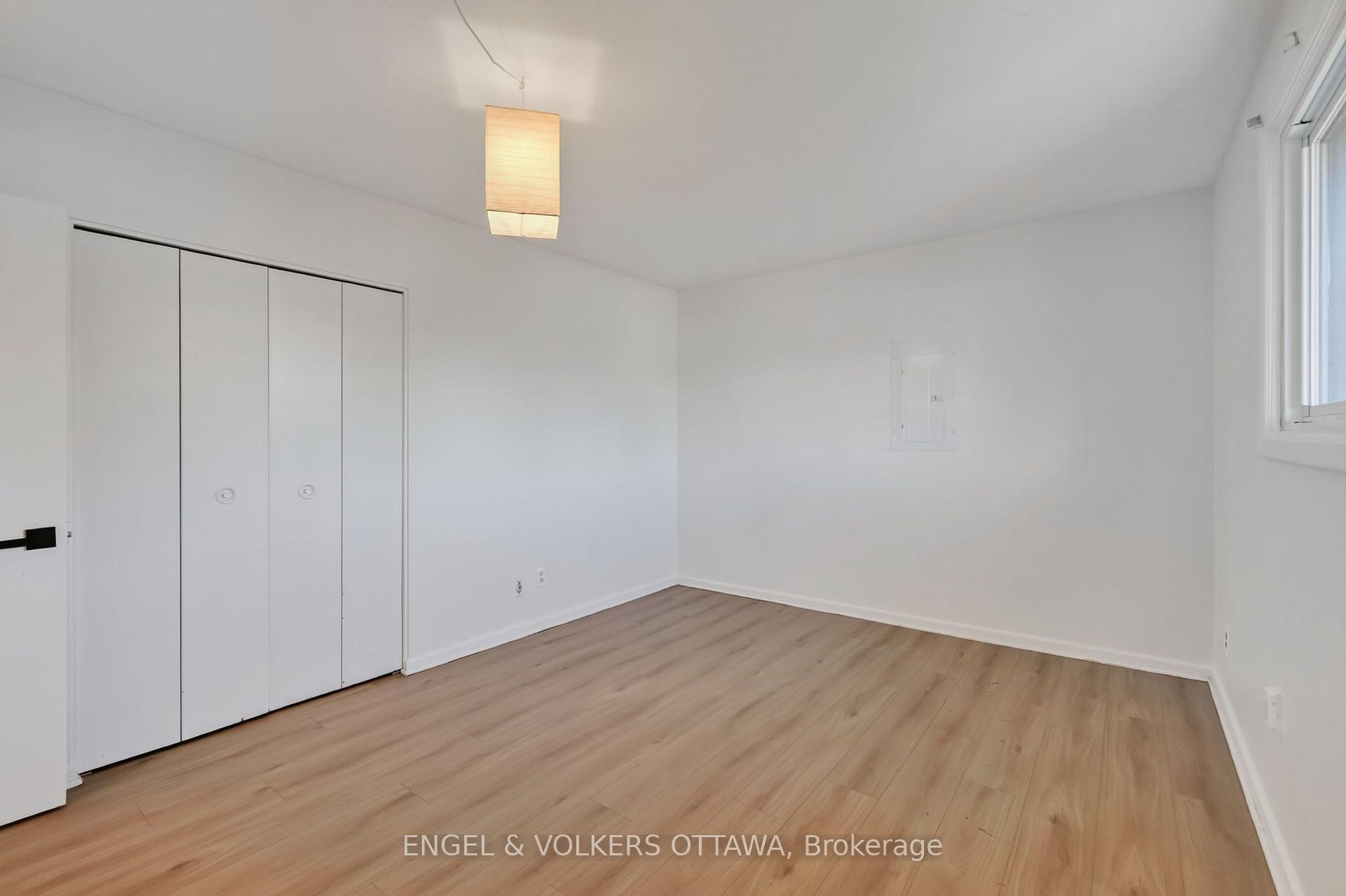 Photo 16 of Unit B, 1132 Clyde Avenue, Ottawa, Copeland Park — HOMEH
