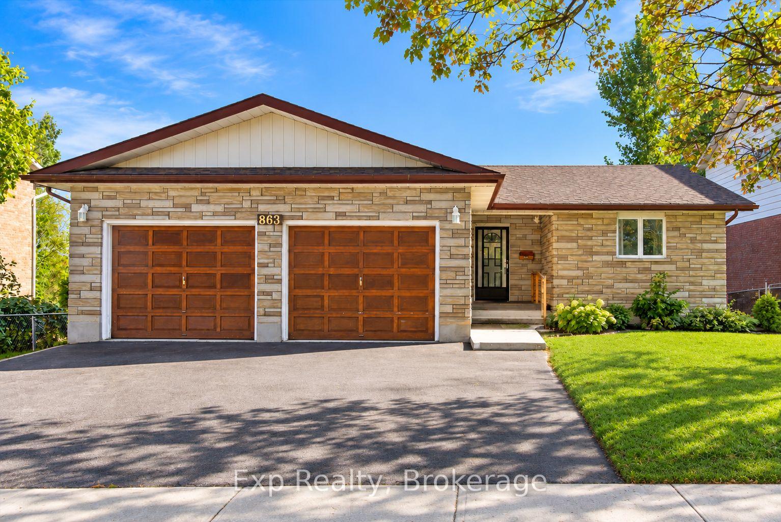 Photo of 863 Wedgewood Court