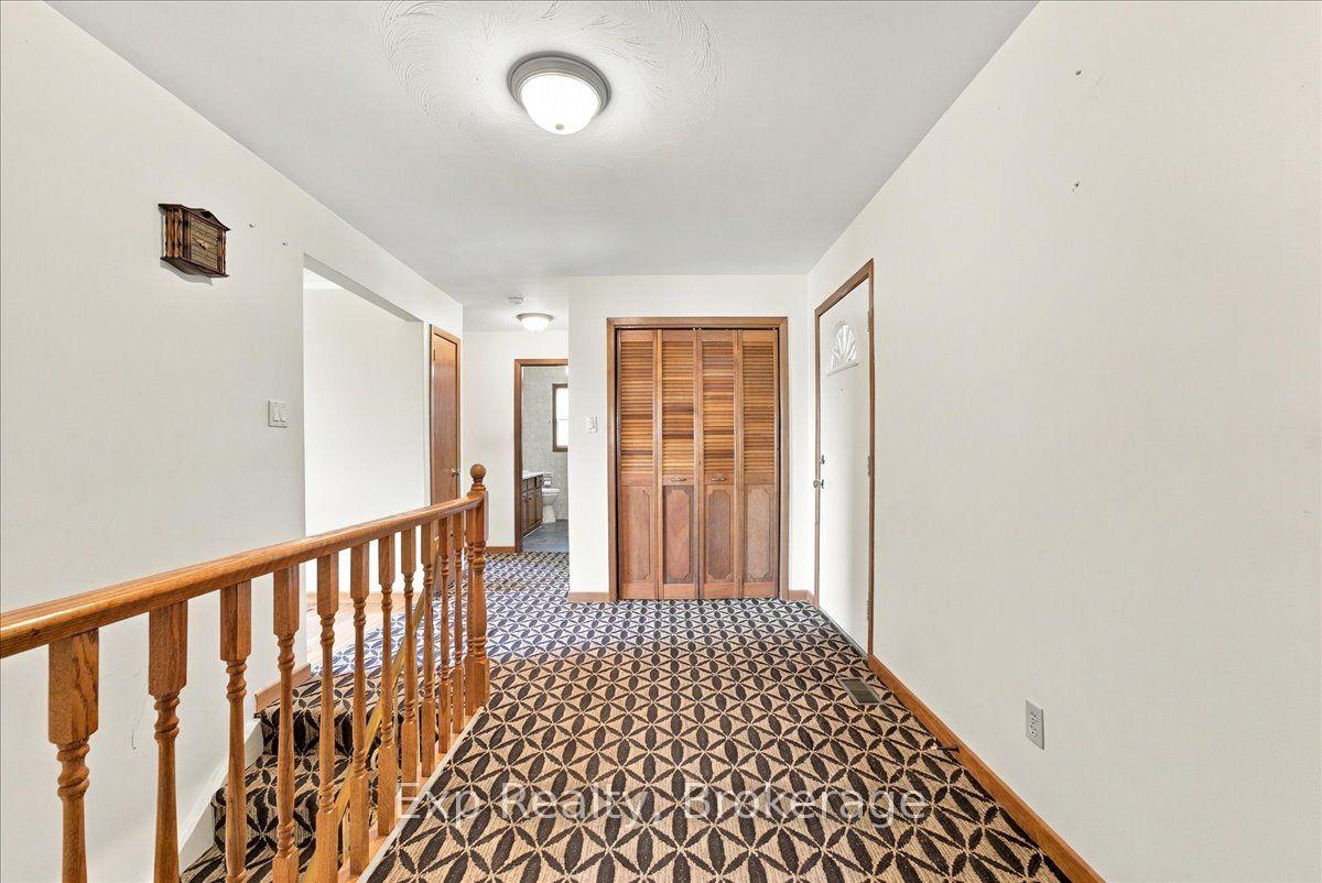 Photo 5 of 863 Wedgewood Court, Peterborough, Monaghan Ward 2 — HOMEH