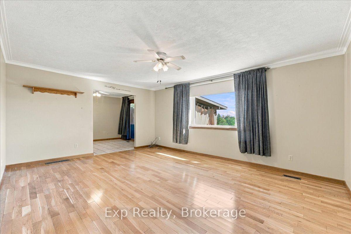Photo 6 of 863 Wedgewood Court, Peterborough, Monaghan Ward 2 — HOMEH