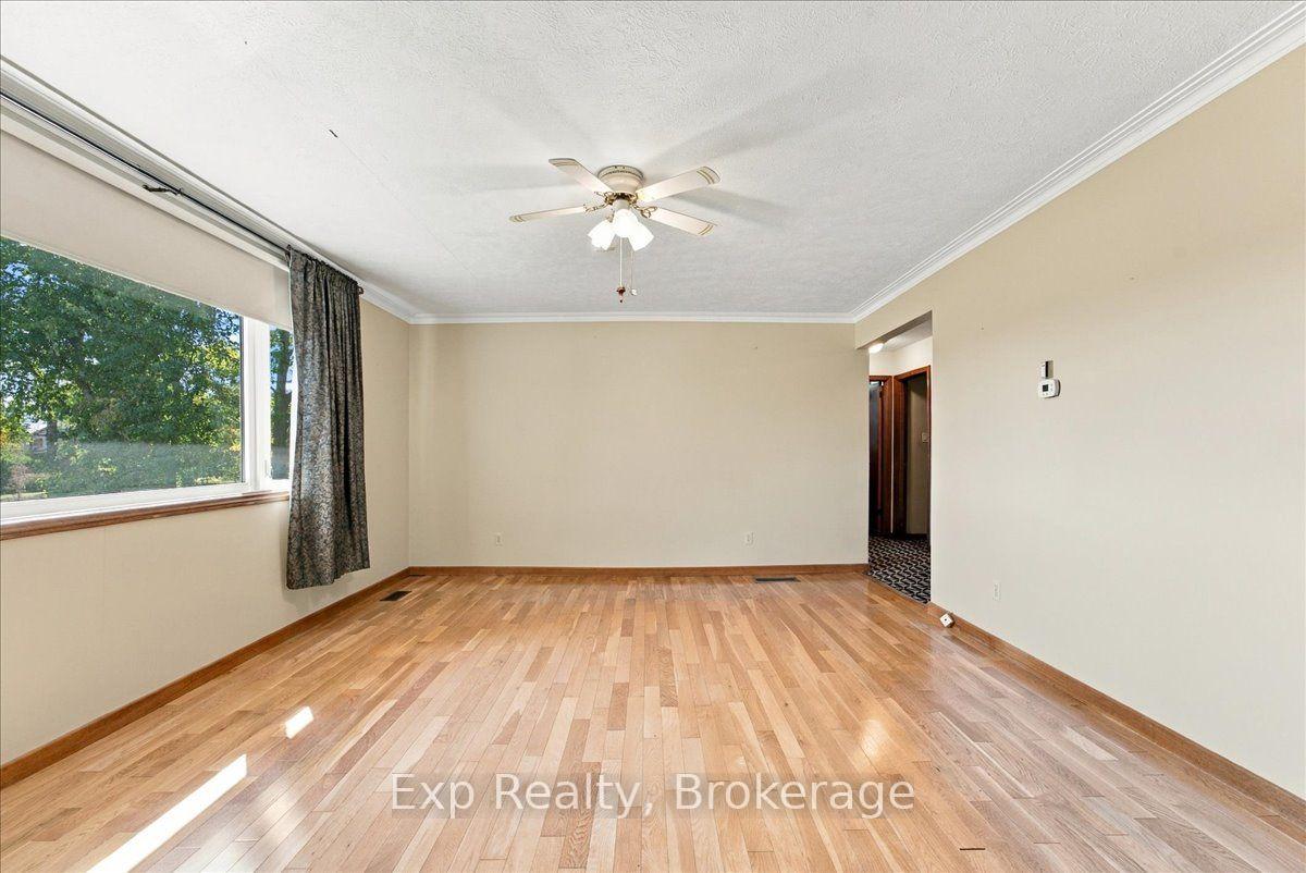 Photo 8 of 863 Wedgewood Court, Peterborough, Monaghan Ward 2 — HOMEH