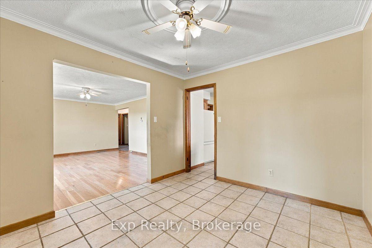 Photo 16 of 863 Wedgewood Court, Peterborough, Monaghan Ward 2 — HOMEH