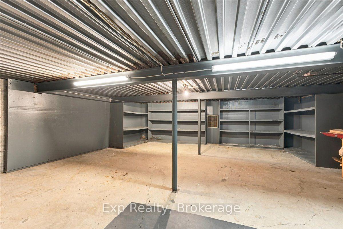 Photo 33 of 863 Wedgewood Court, Peterborough, Monaghan Ward 2 — HOMEH