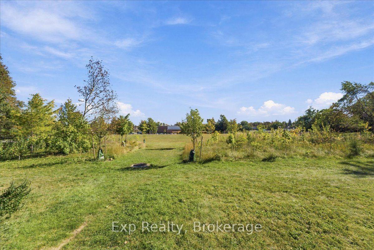 Photo 38 of 863 Wedgewood Court, Peterborough, Monaghan Ward 2 — HOMEH