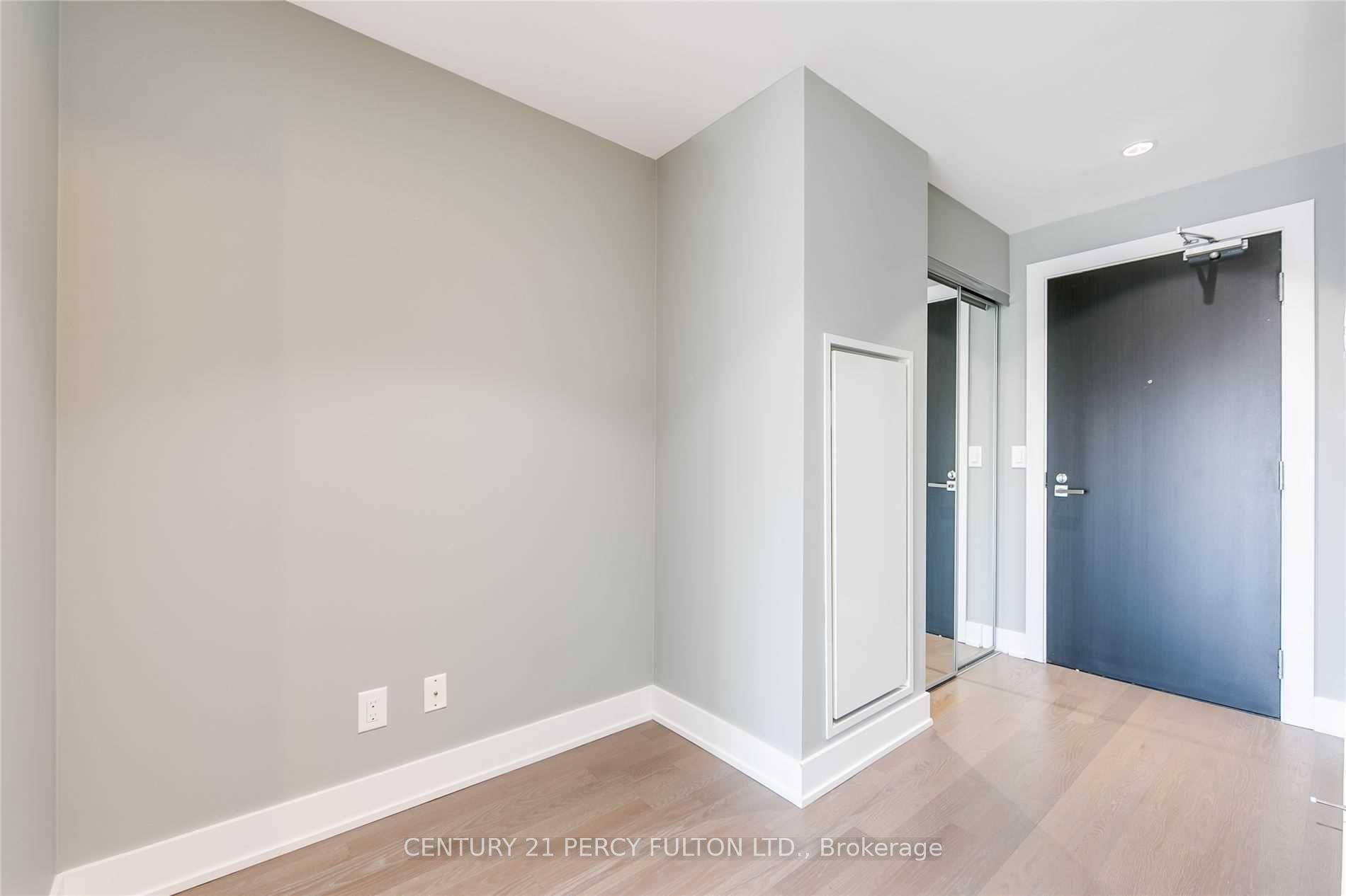 Photo 6 of Unit 810, 3018 Yonge Street, Toronto, Lawrence Park South — HOMEH