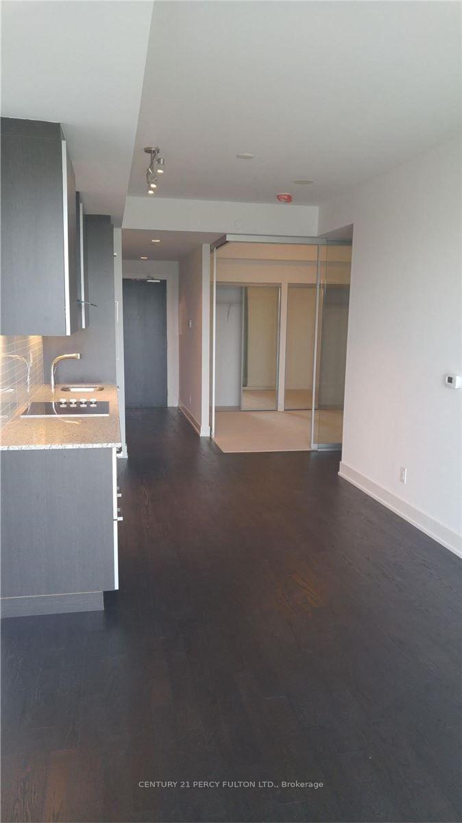 Photo 7 of Unit 810, 3018 Yonge Street, Toronto, Lawrence Park South — HOMEH