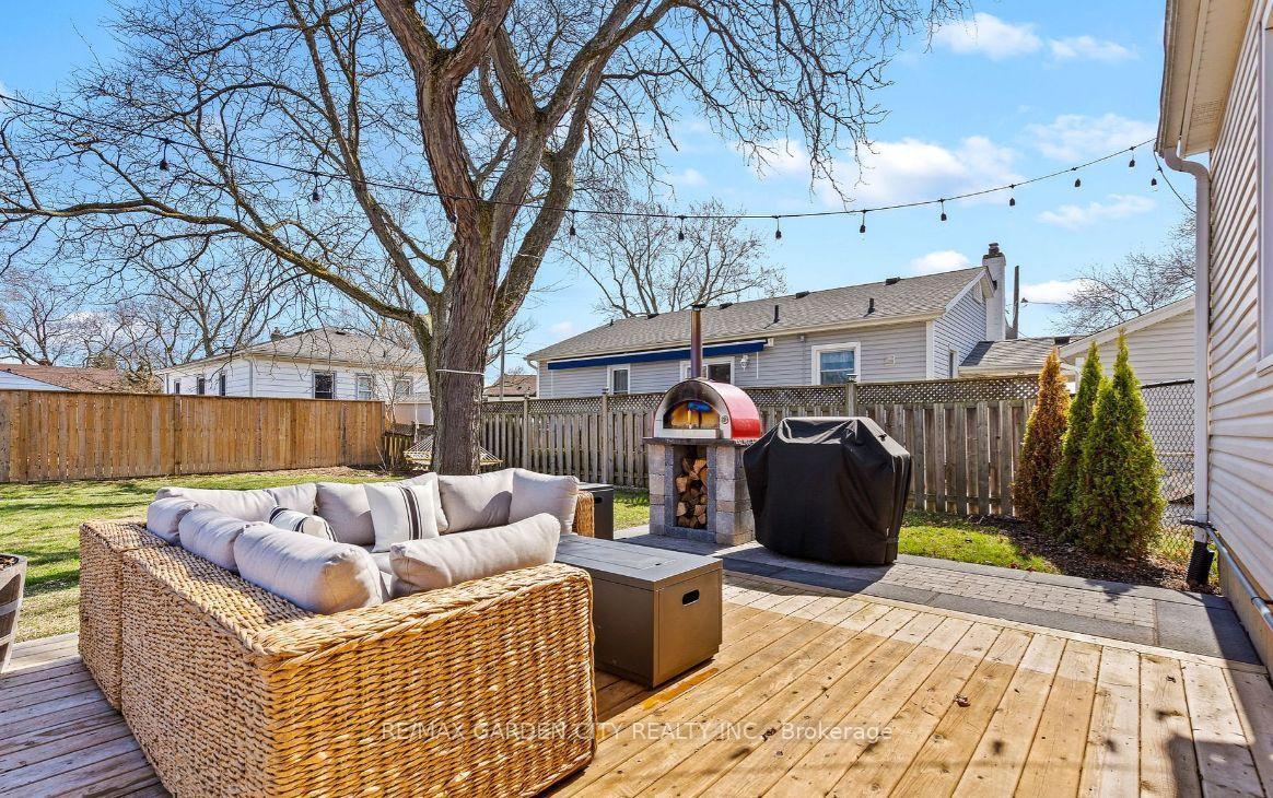 Photo 6 of 4 West Lynn Street, St. Catharines, Vine/Linwell — HOMEH