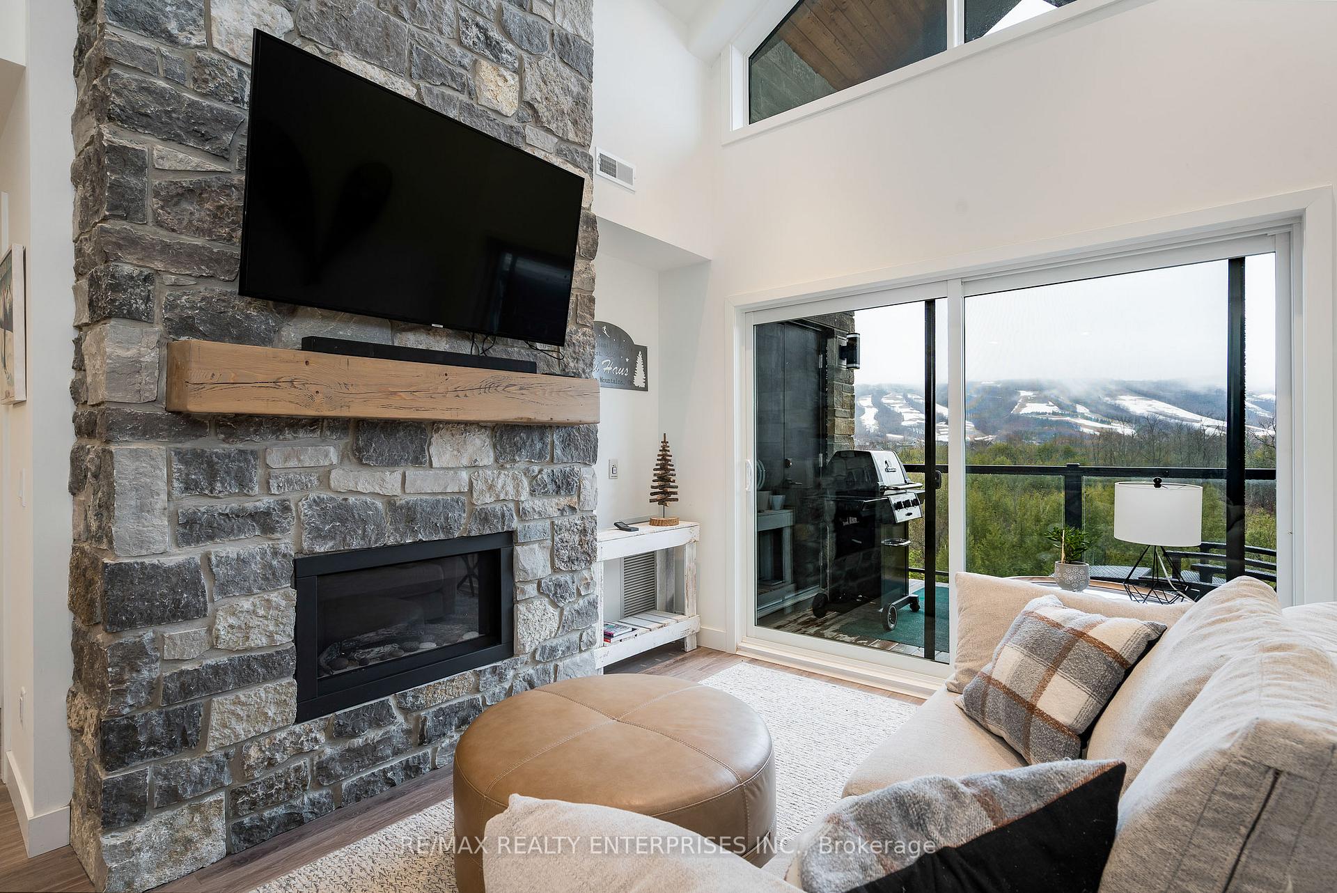 Photo 13 of Unit 404, 16 Beckwith Lane, Blue Mountains — HOMEH
