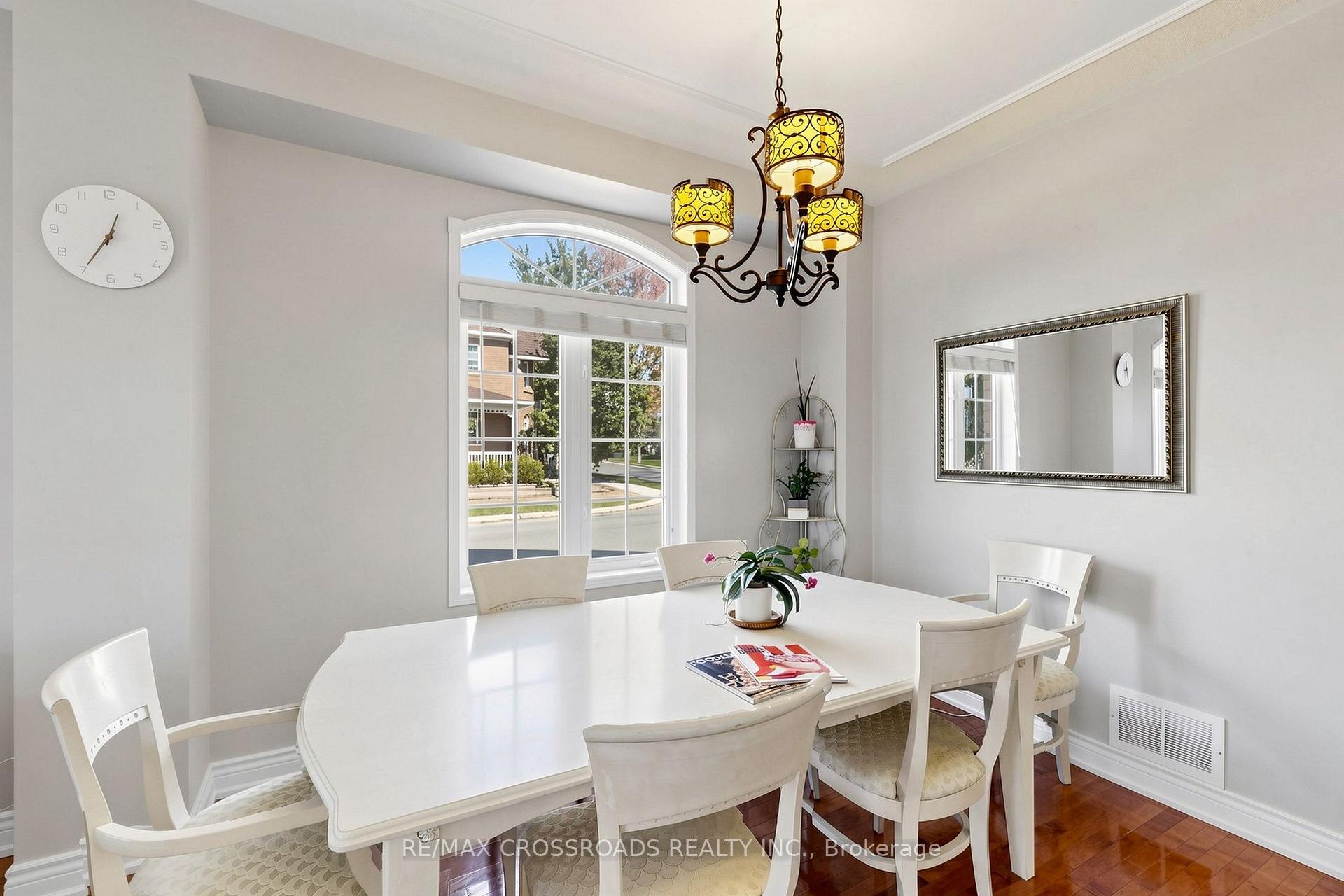 Photo 8 of 37 Queen's Plate Drive, Markham, Angus Glen — HOMEH