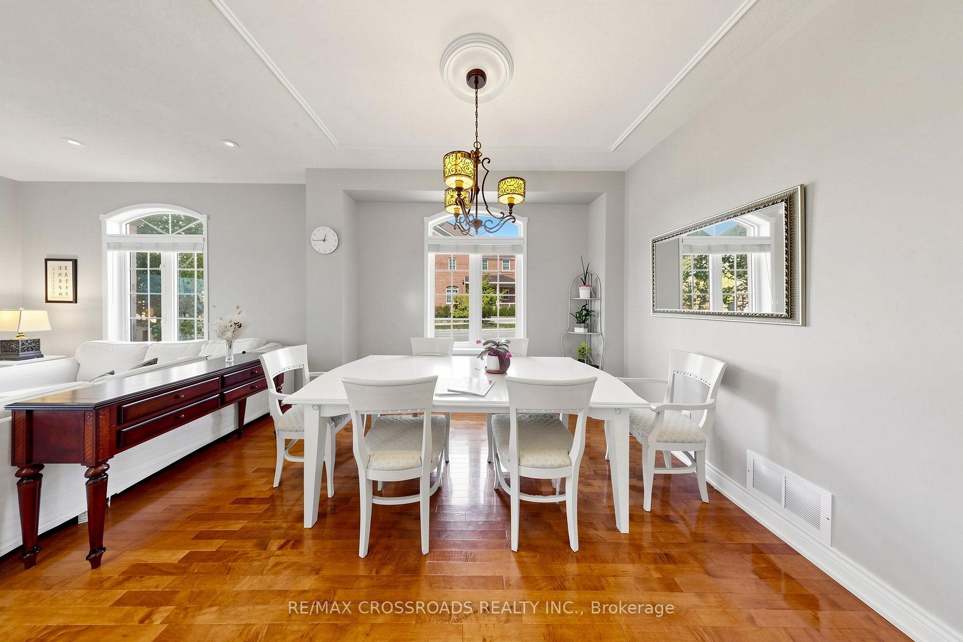 Photo 10 of 37 Queen's Plate Drive, Markham, Angus Glen — HOMEH