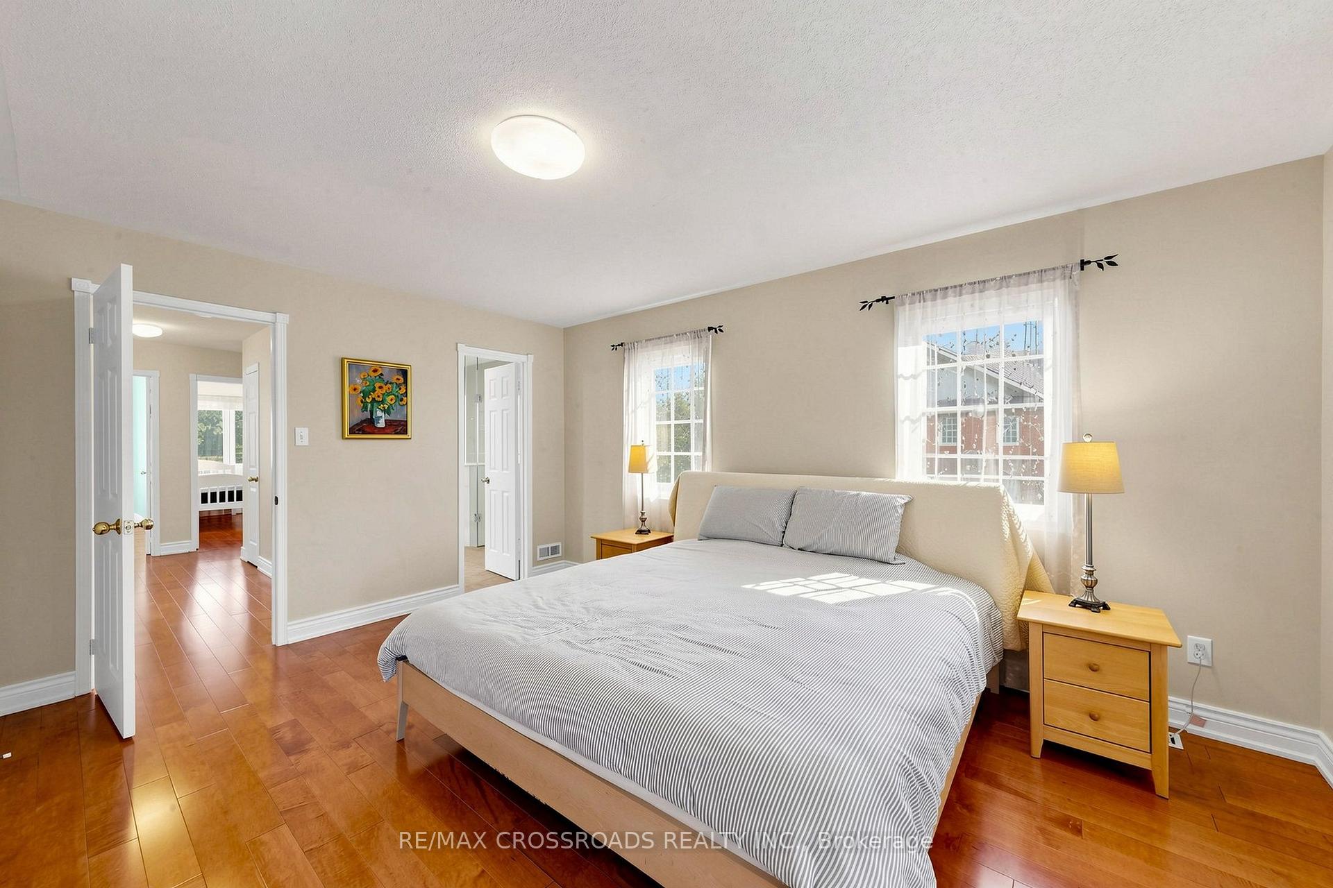 Photo 24 of 37 Queen's Plate Drive, Markham, Angus Glen — HOMEH