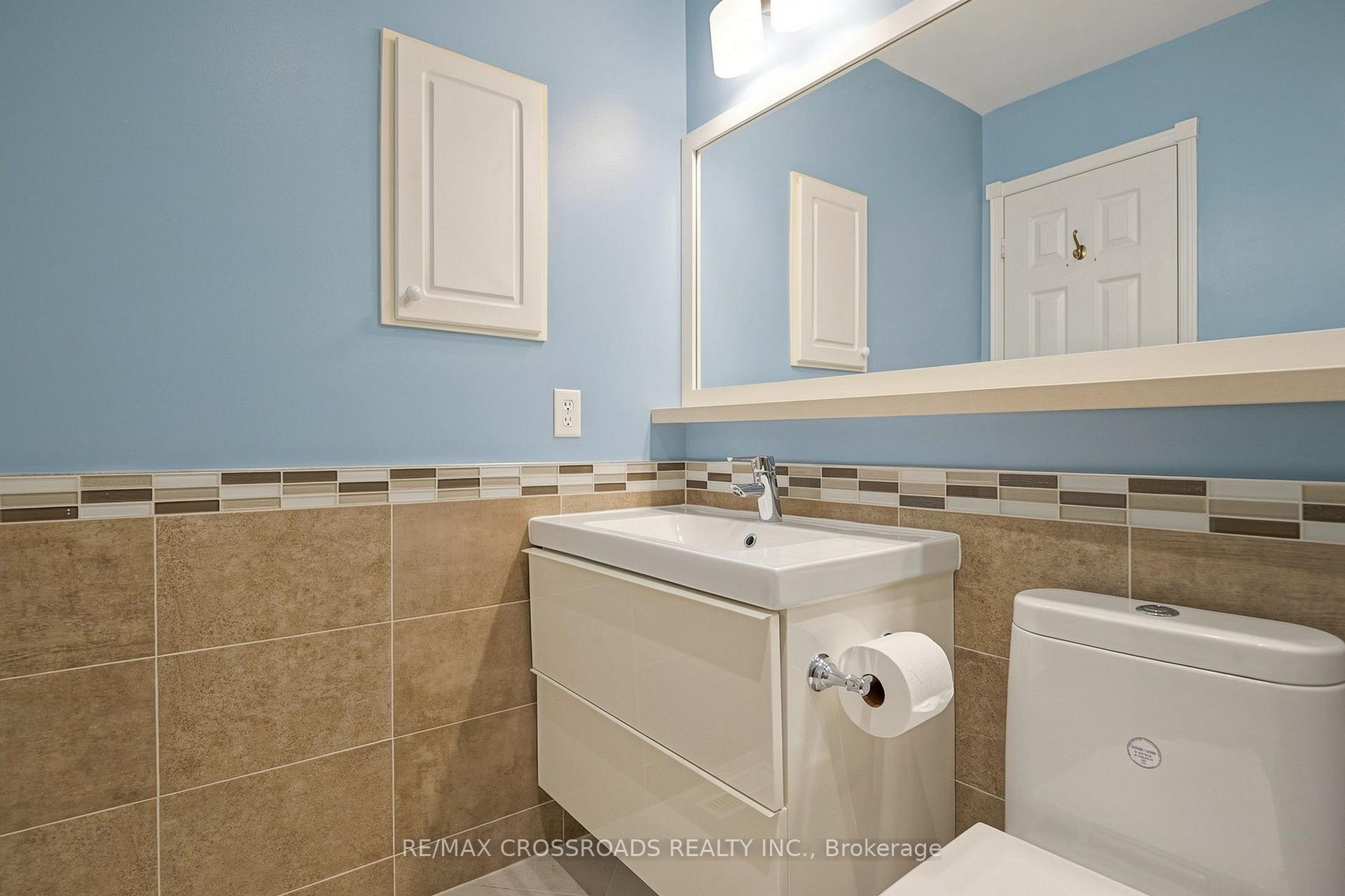Photo 35 of 37 Queen's Plate Drive, Markham, Angus Glen — HOMEH