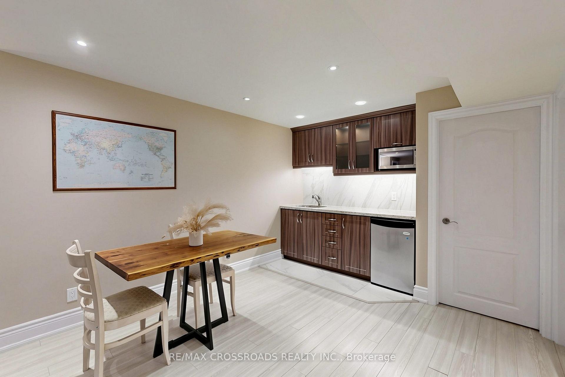 Photo 43 of 37 Queen's Plate Drive, Markham, Angus Glen — HOMEH
