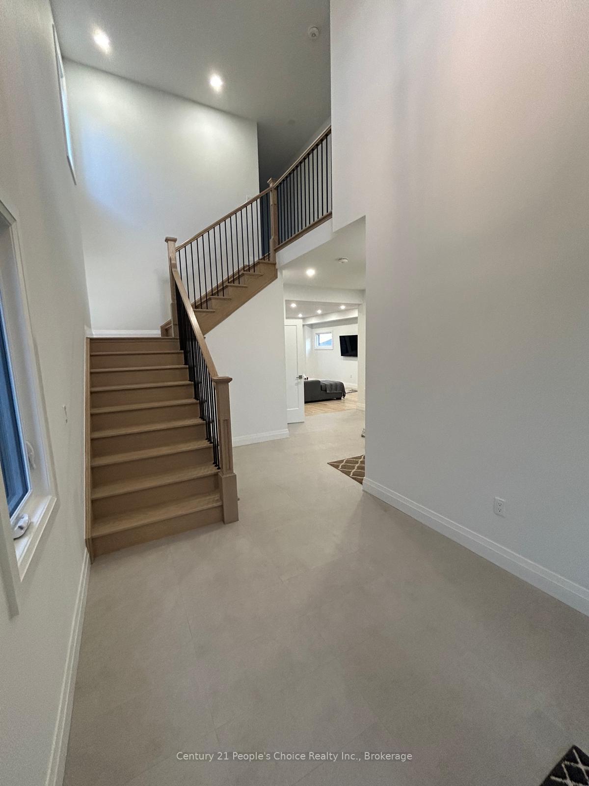 Photo 7 of 43 Weymouth Street, Woolwich, Confederation Heights — HOMEH
