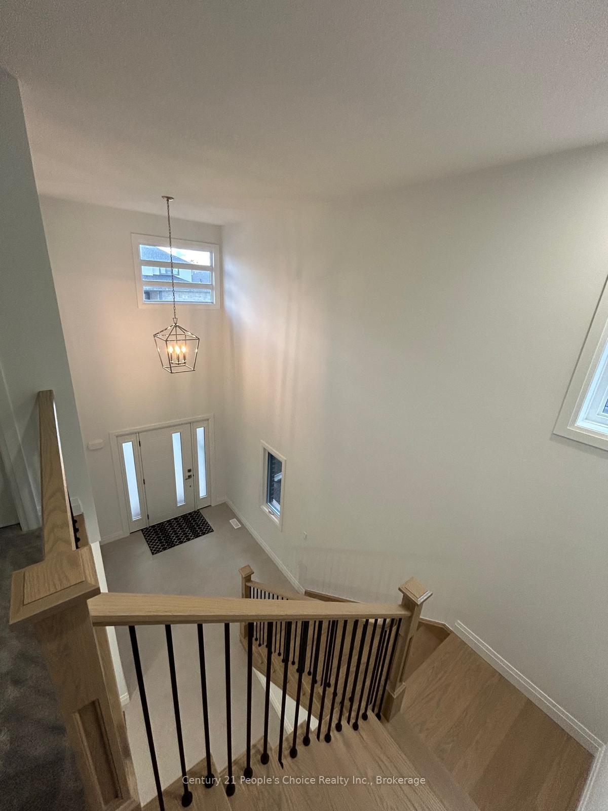Photo 13 of 43 Weymouth Street, Woolwich, Confederation Heights — HOMEH