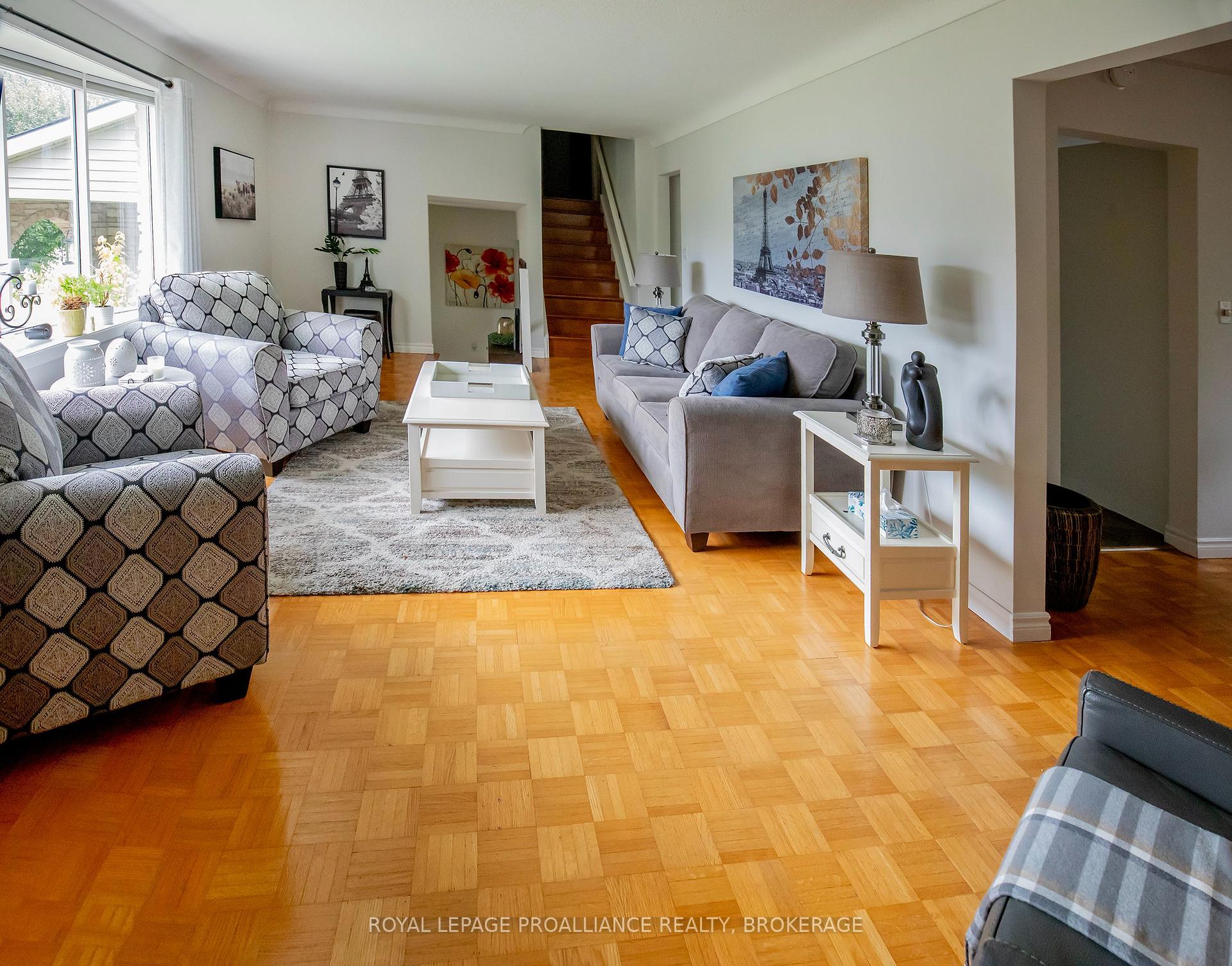 Photo 5 of 717 Laidlaw Crescent, Kingston, South of Taylor-Kidd Blvd — HOMEH