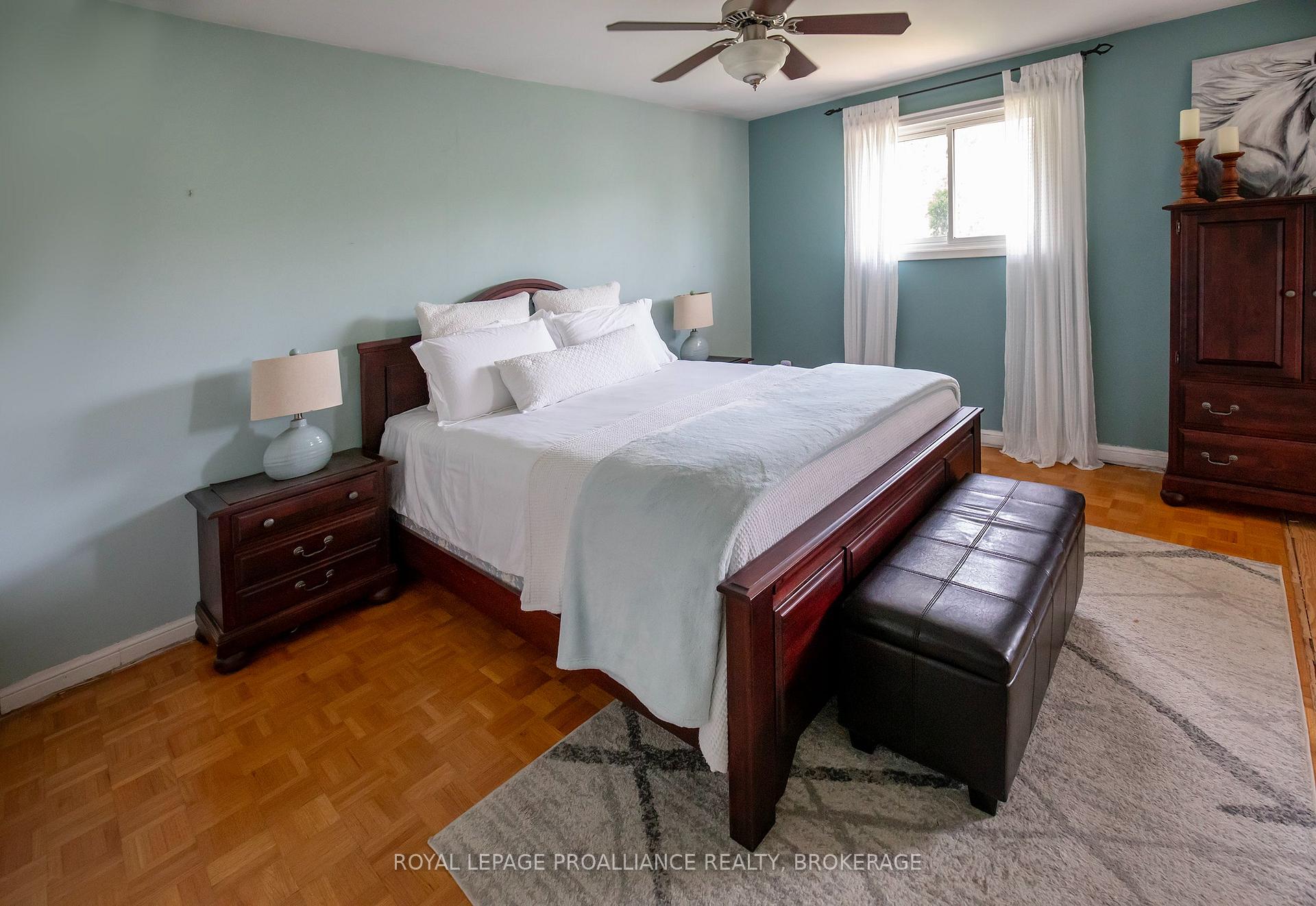 Photo 12 of 717 Laidlaw Crescent, Kingston, South of Taylor-Kidd Blvd — HOMEH