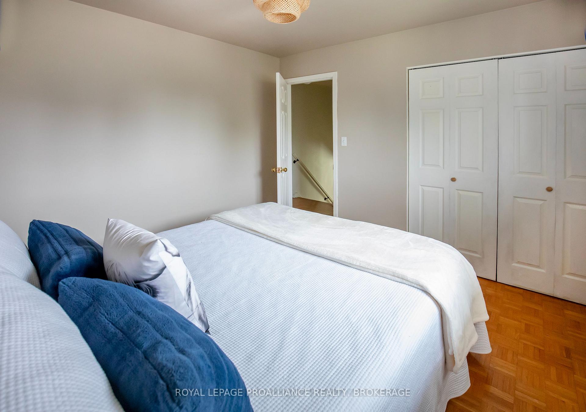 Photo 16 of 717 Laidlaw Crescent, Kingston, South of Taylor-Kidd Blvd — HOMEH