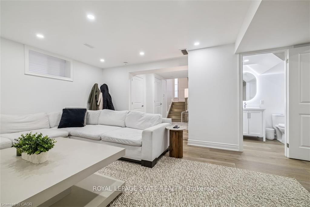 Photo 34 of 47 Cielo Court, Hamilton, Ryckmans — HOMEH