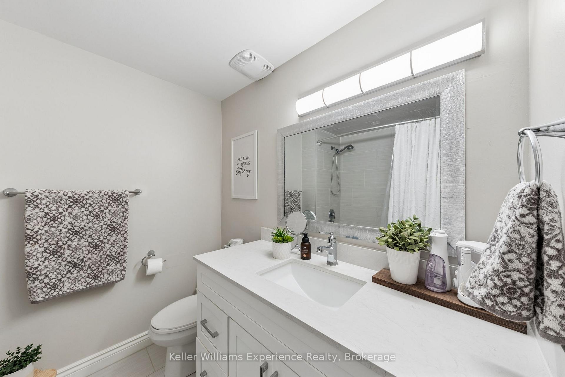 Photo 12 of Unit 23, 2 Bernick Drive, Barrie, Grove East — HOMEH