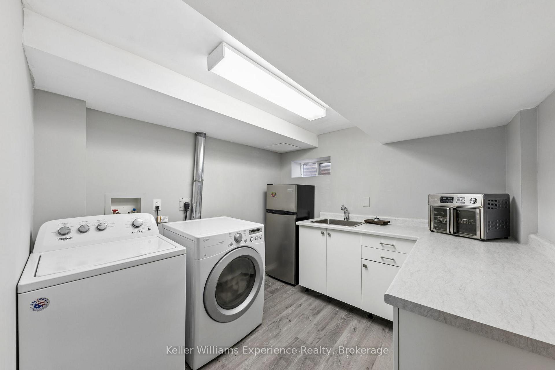 Photo 19 of Unit 23, 2 Bernick Drive, Barrie, Grove East — HOMEH