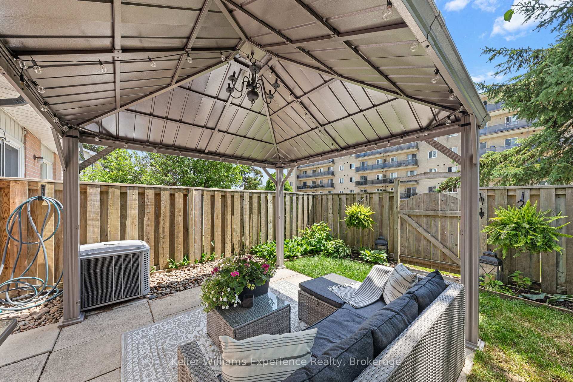 Photo 23 of Unit 23, 2 Bernick Drive, Barrie, Grove East — HOMEH