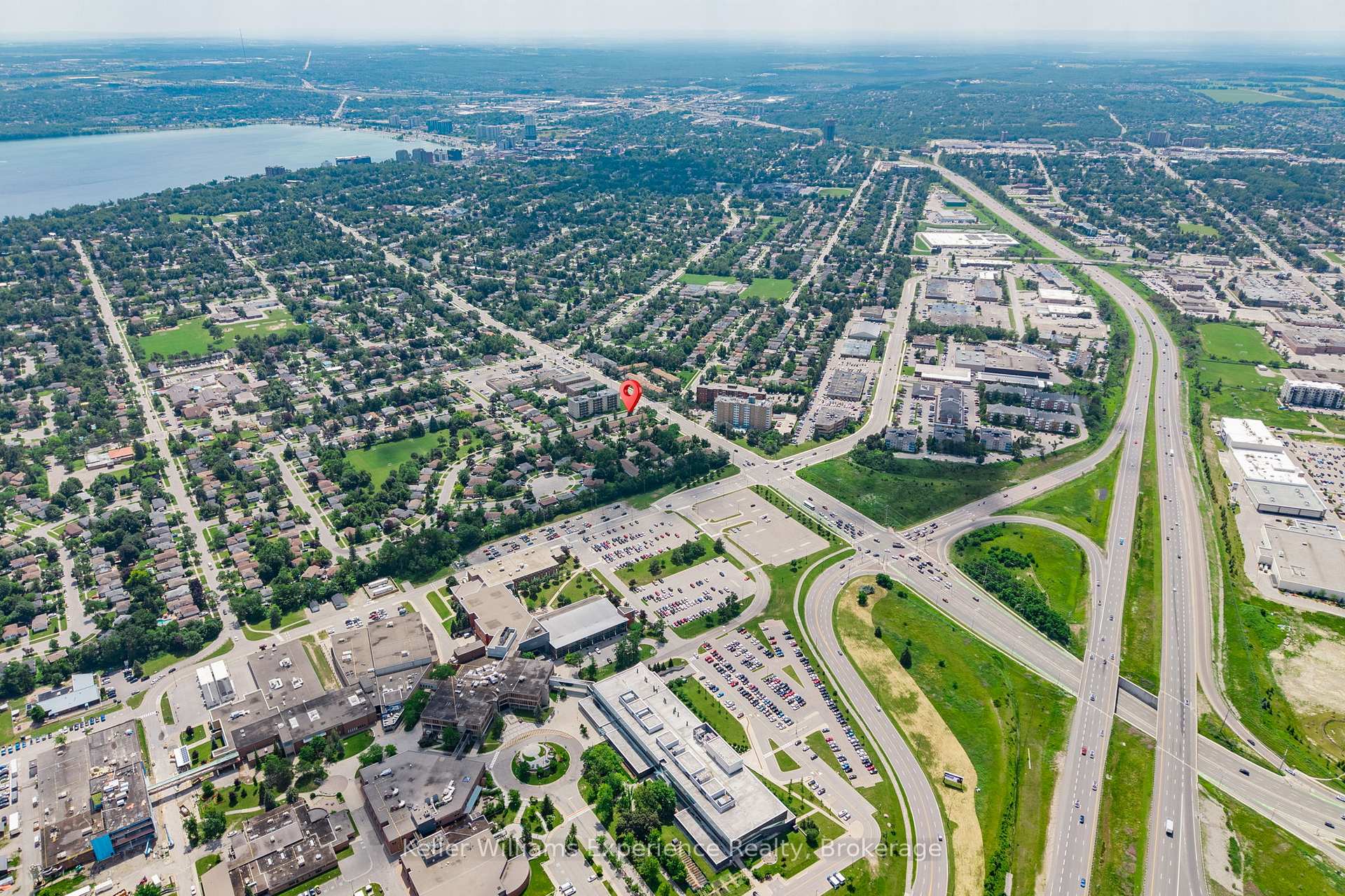 Photo 32 of Unit 23, 2 Bernick Drive, Barrie, Grove East — HOMEH