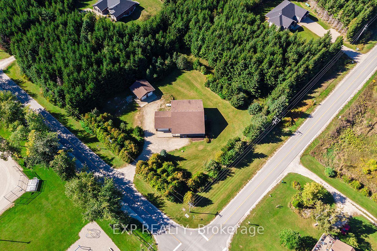 Photo of 625421 15 Side Road
