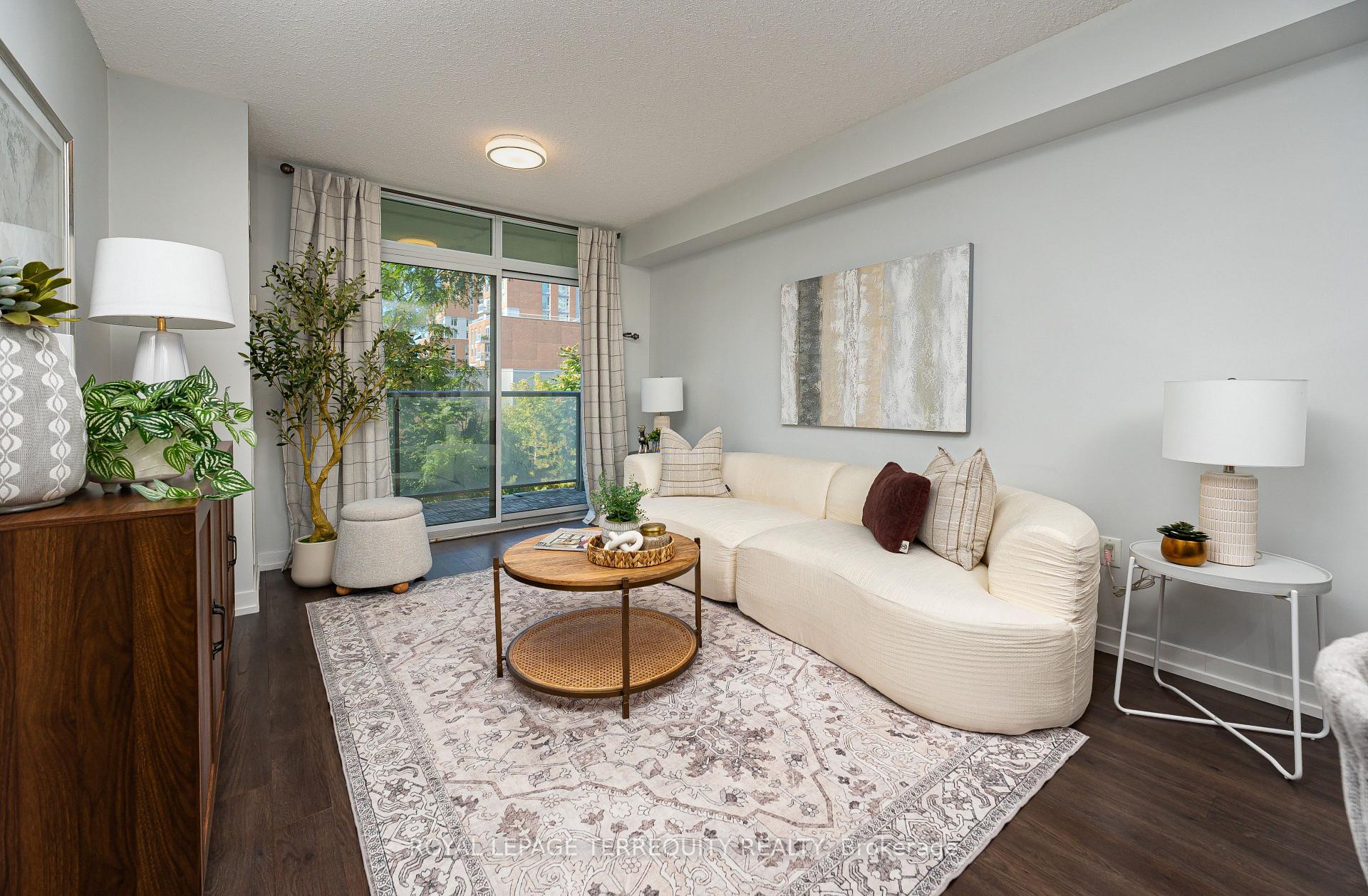 Photo 8 of Unit 320, 816 Lansdowne Avenue, Toronto, Dovercourt-Wallace Emerson-Junction — HOMEH