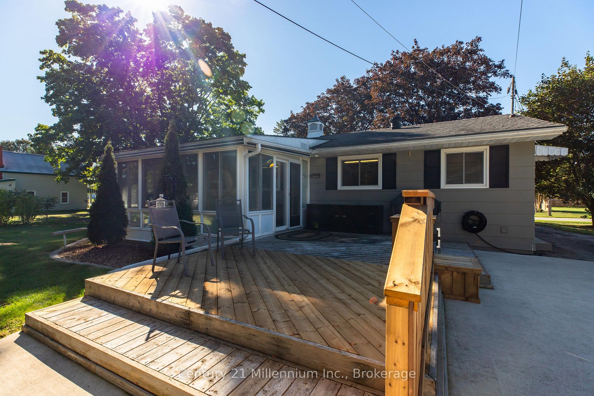 Photo 12 of 1945 7th Avenue E, Owen Sound — HOMEH