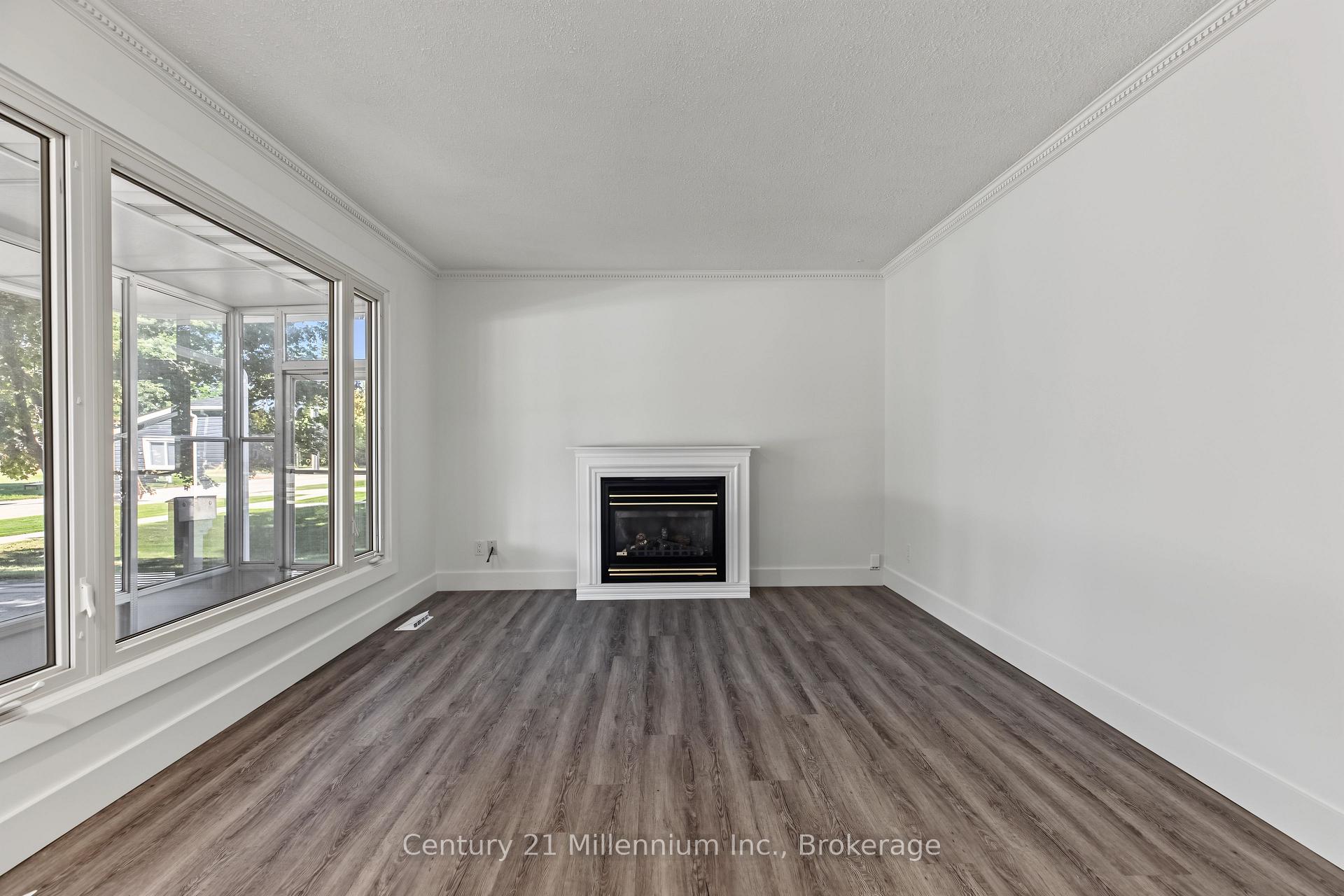 Photo 23 of 1945 7th Avenue E, Owen Sound — HOMEH